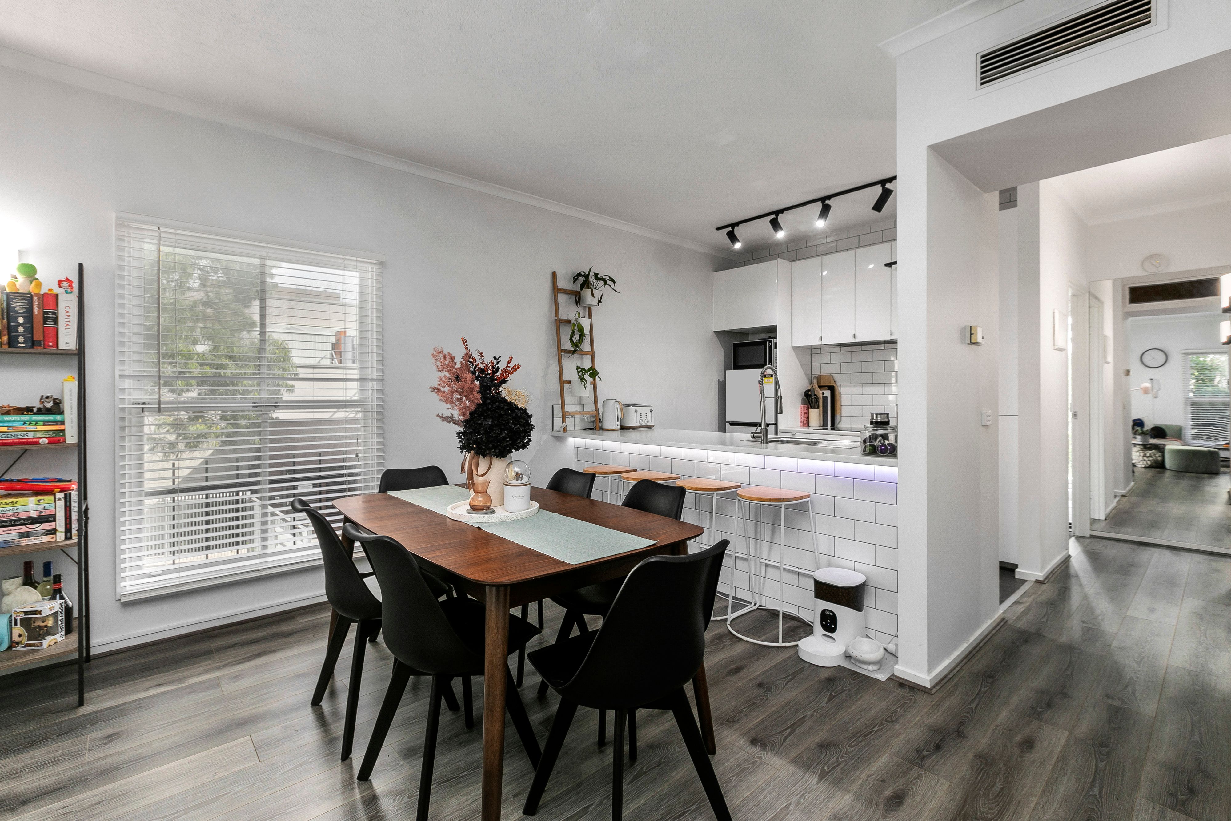 1/4 Moore Street, Southbank, VIC 3006