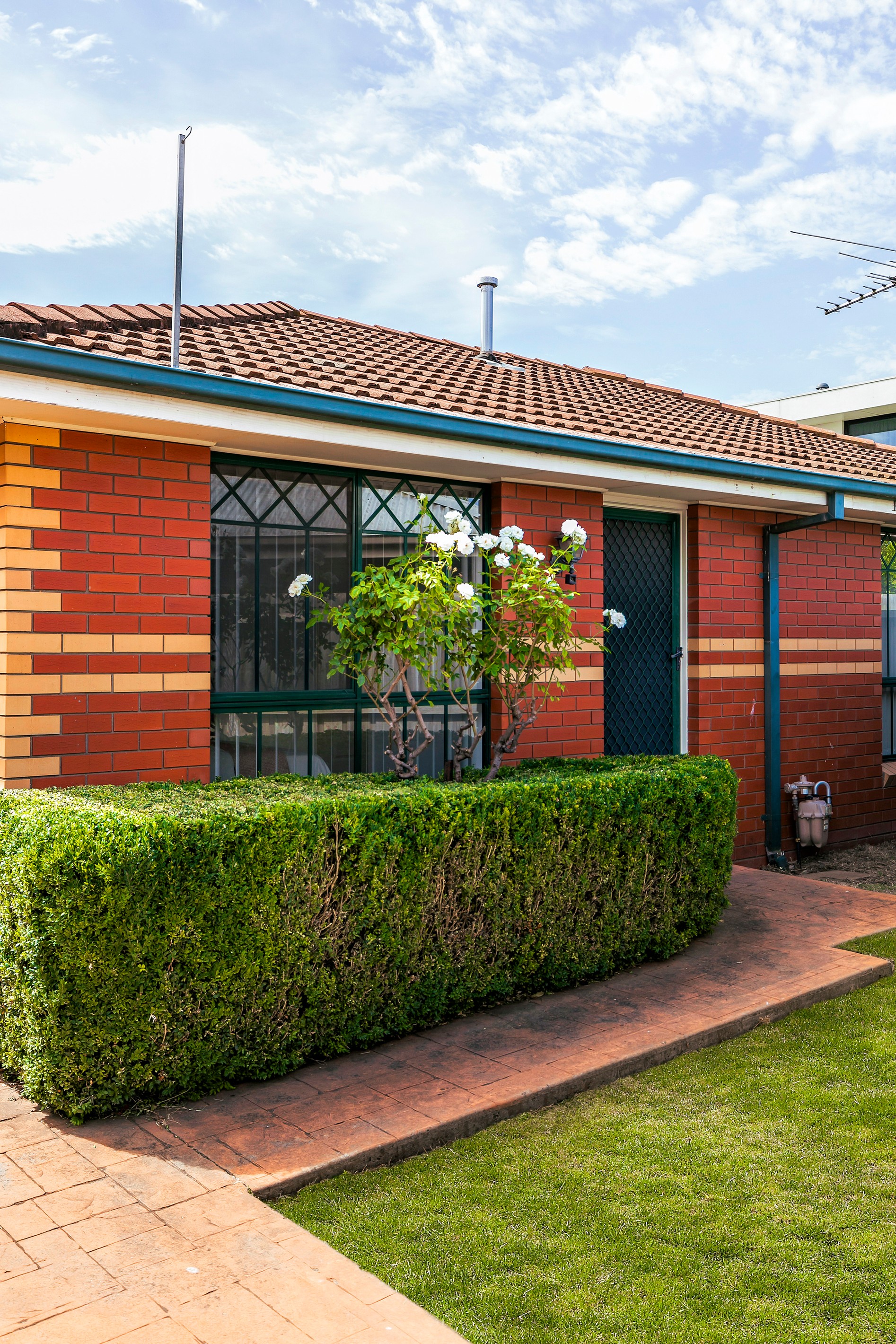 2/23 Southernhay Street, Reservoir, VIC 3073