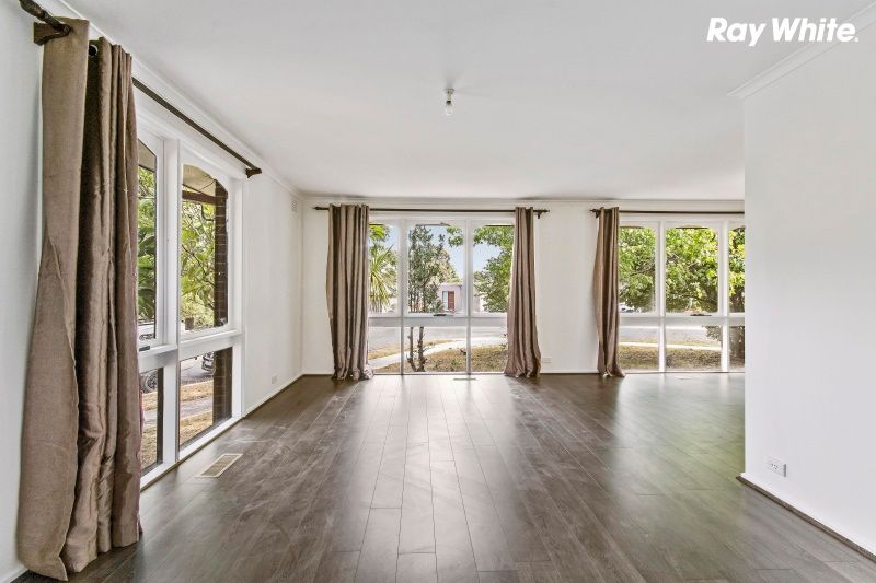 1 Dover Court, Ferntree Gully, VIC 3156