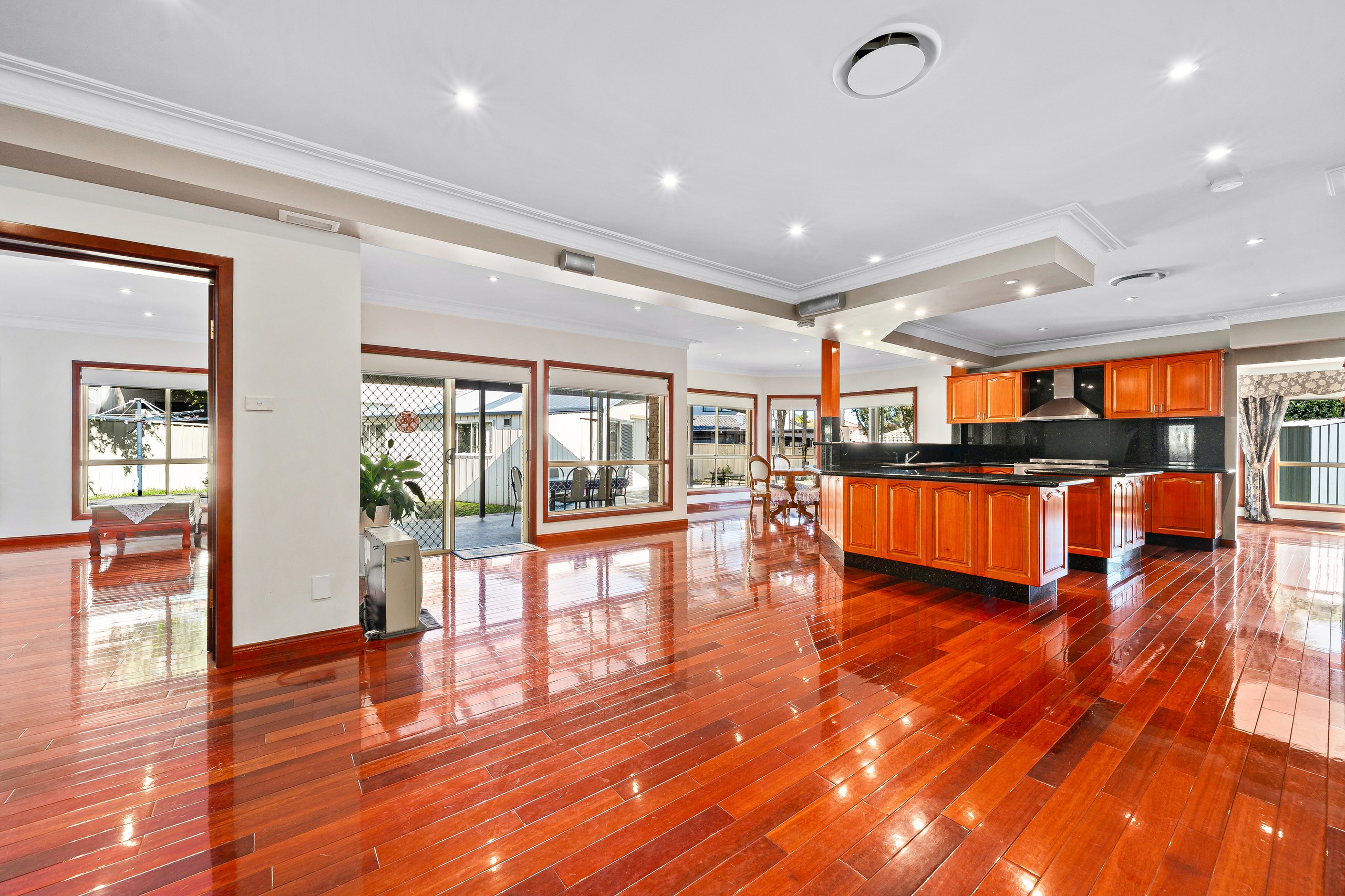 25 Wellesley Place, Green Valley, NSW 2168