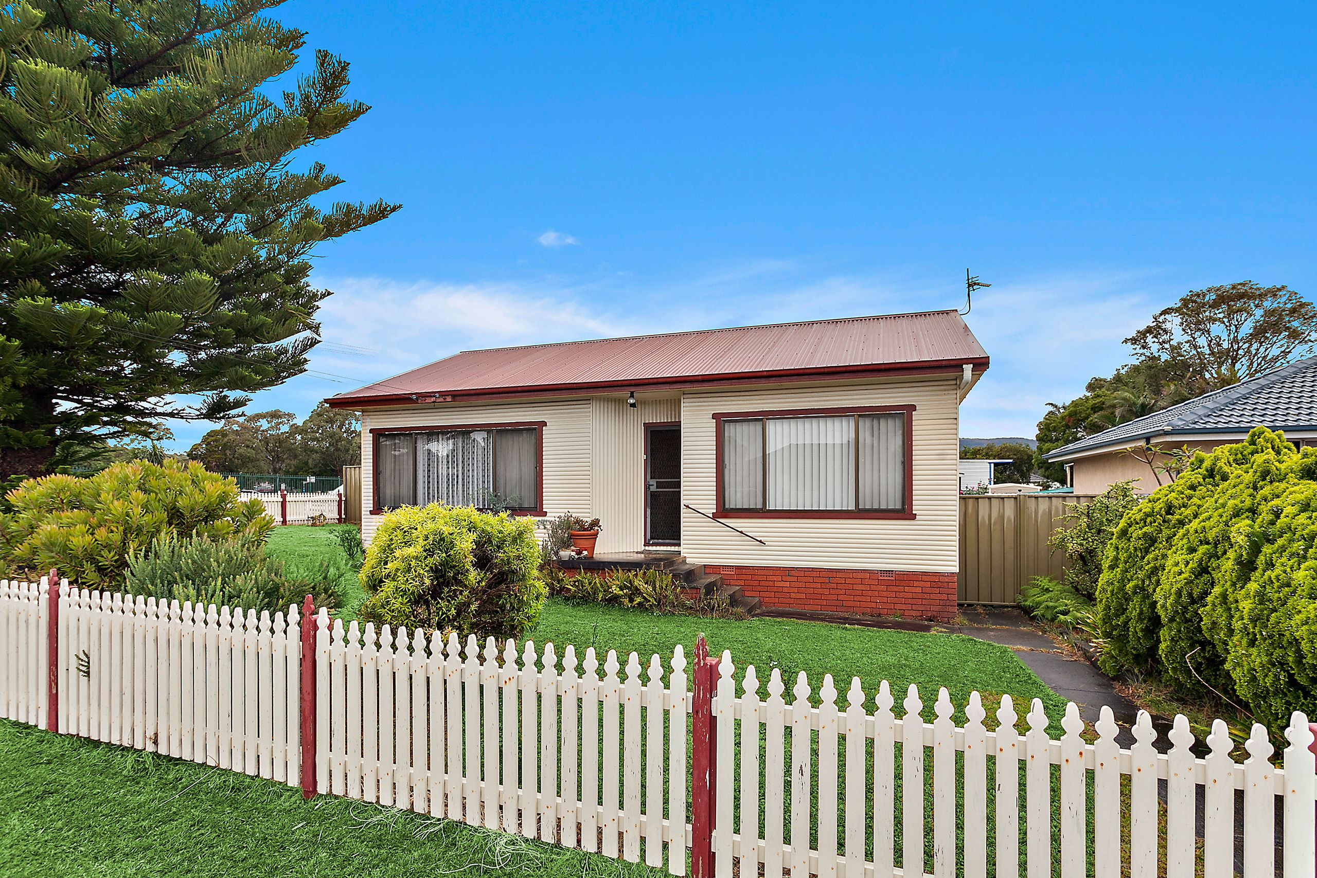 4 Black Street, Albion Park Rail, NSW 2527