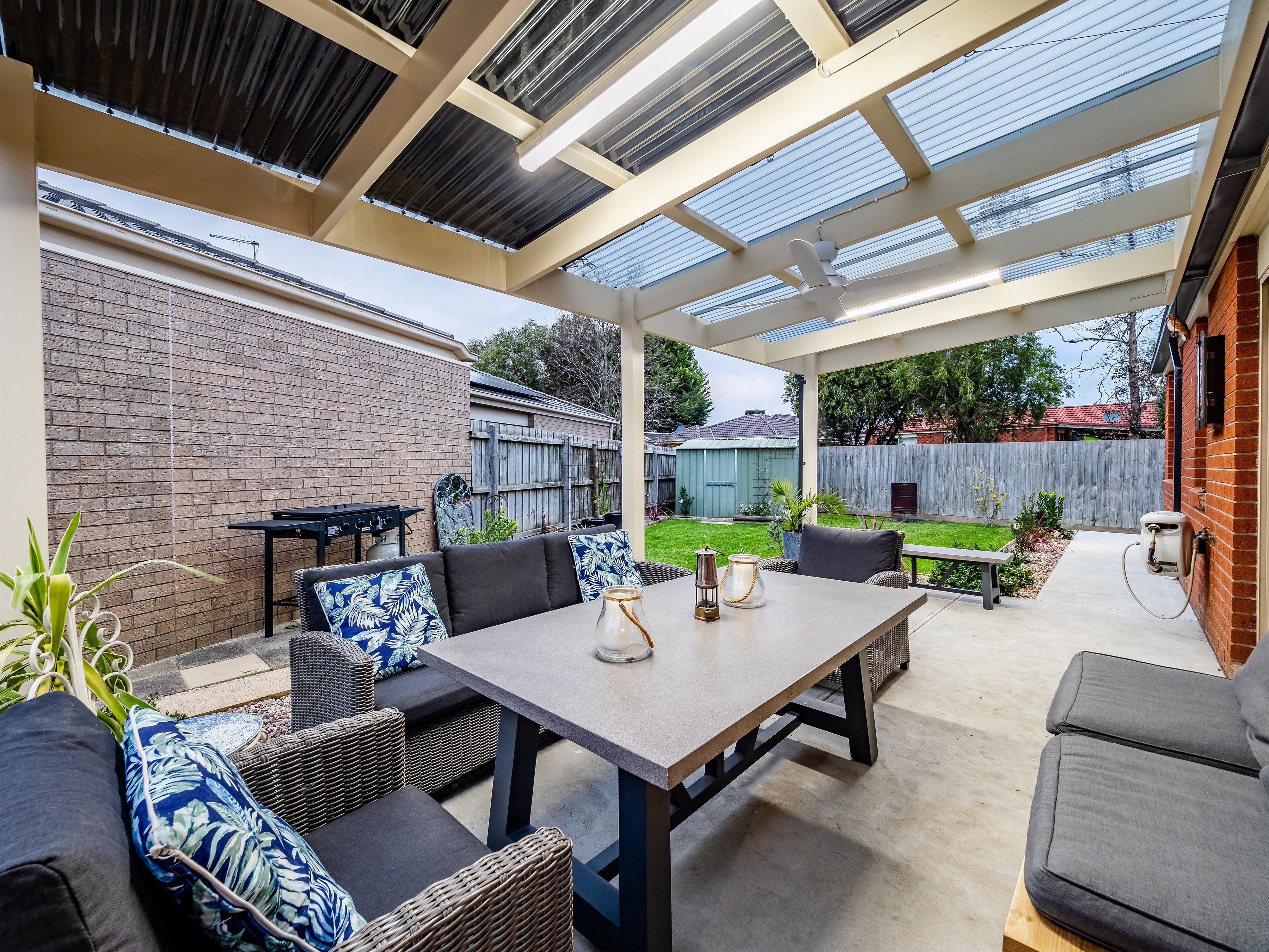 12 Bellbrae Crescent, Cranbourne West VIC 3977