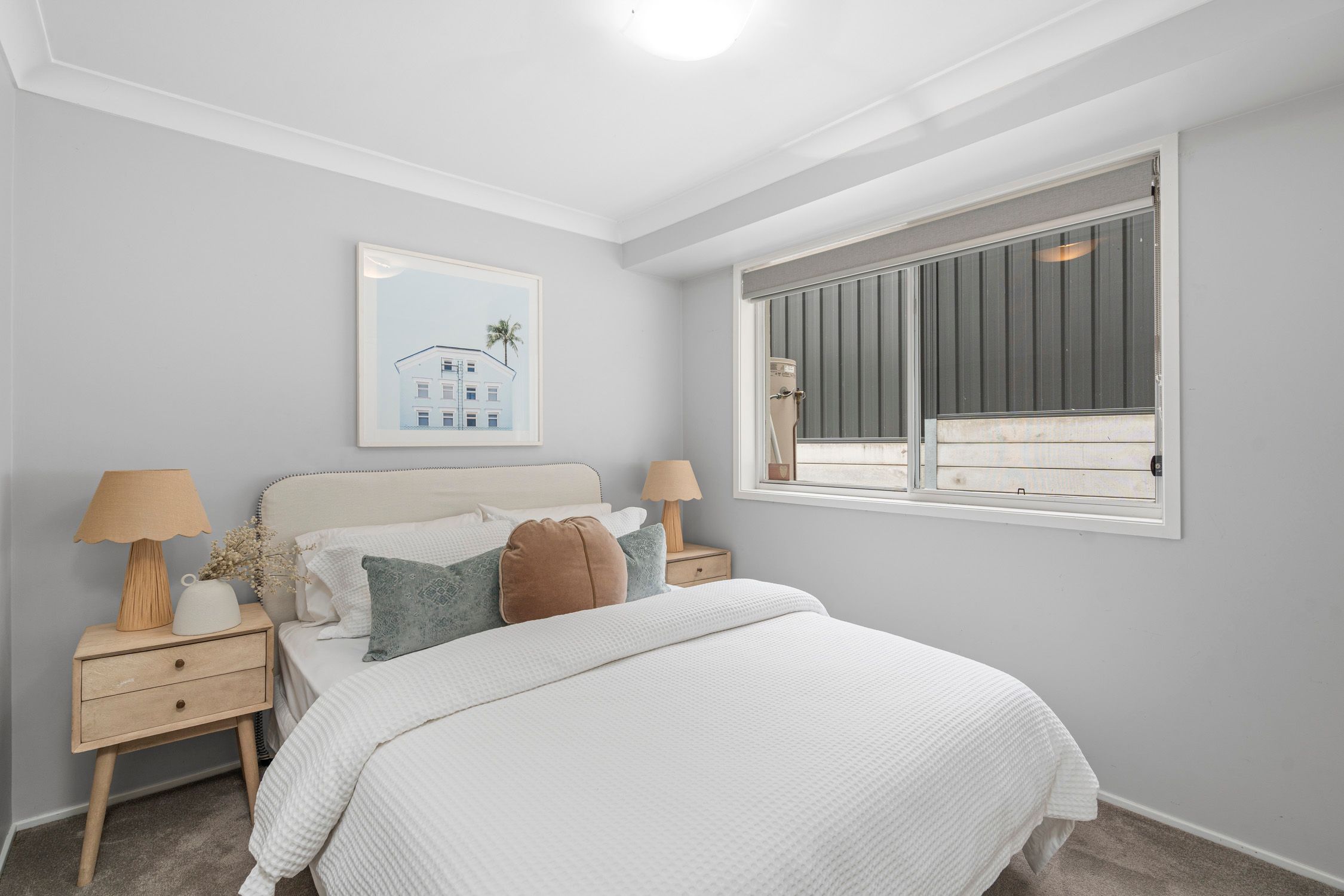 12 Sandringham Close — photo 14 of 18