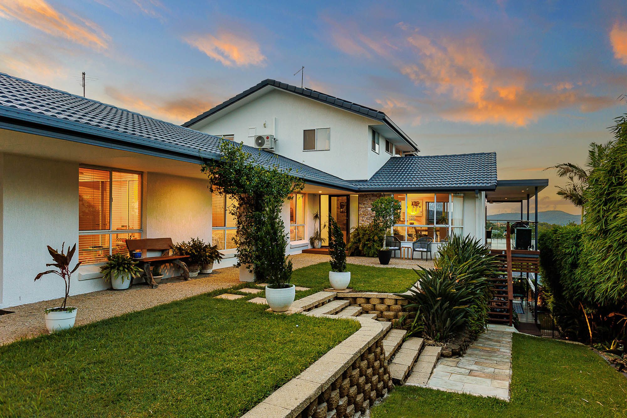 7 Macrobert Street, Highland Park, QLD 4211