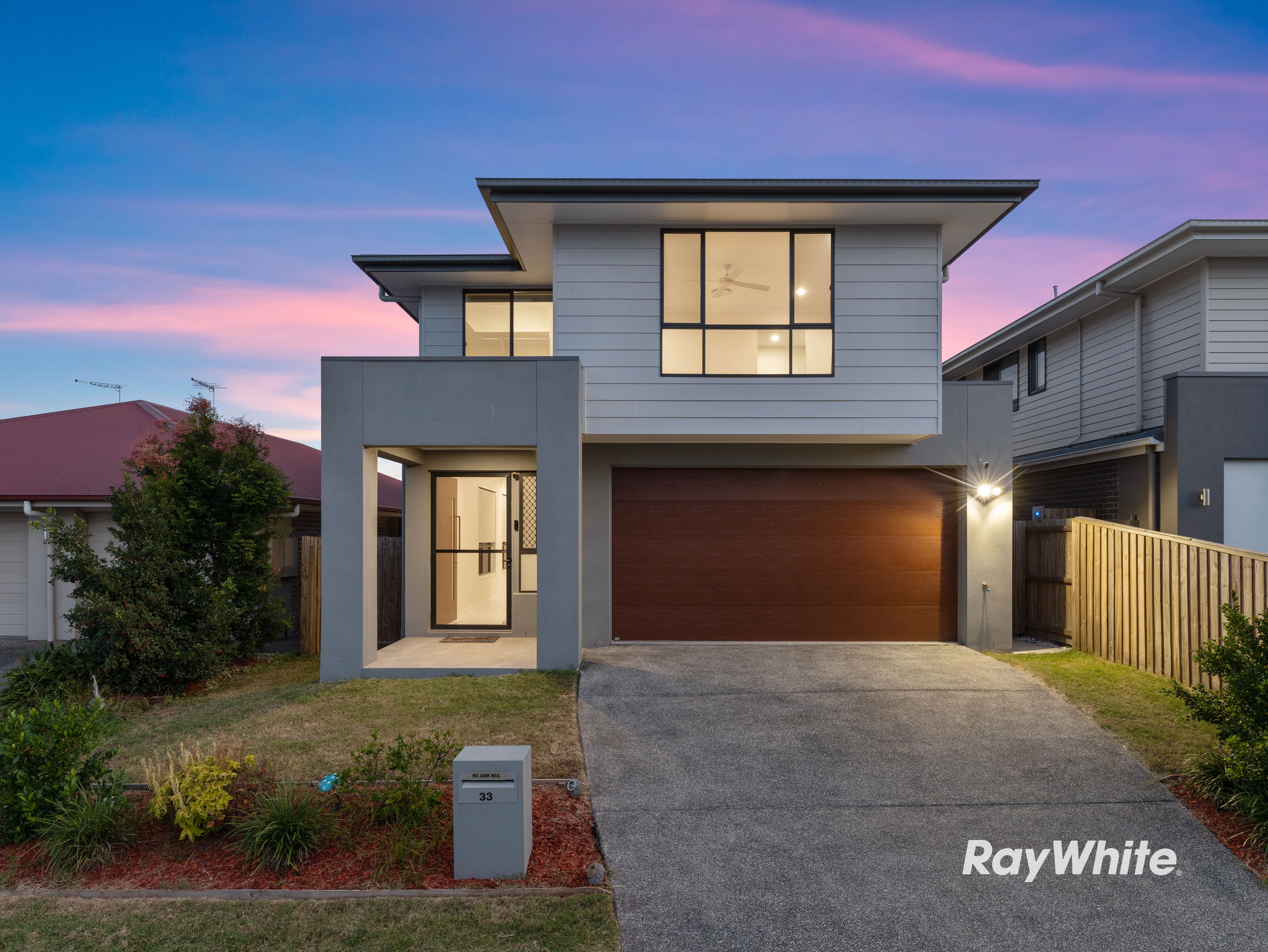 33 Mercy Circuit, Park Ridge, QLD 4125