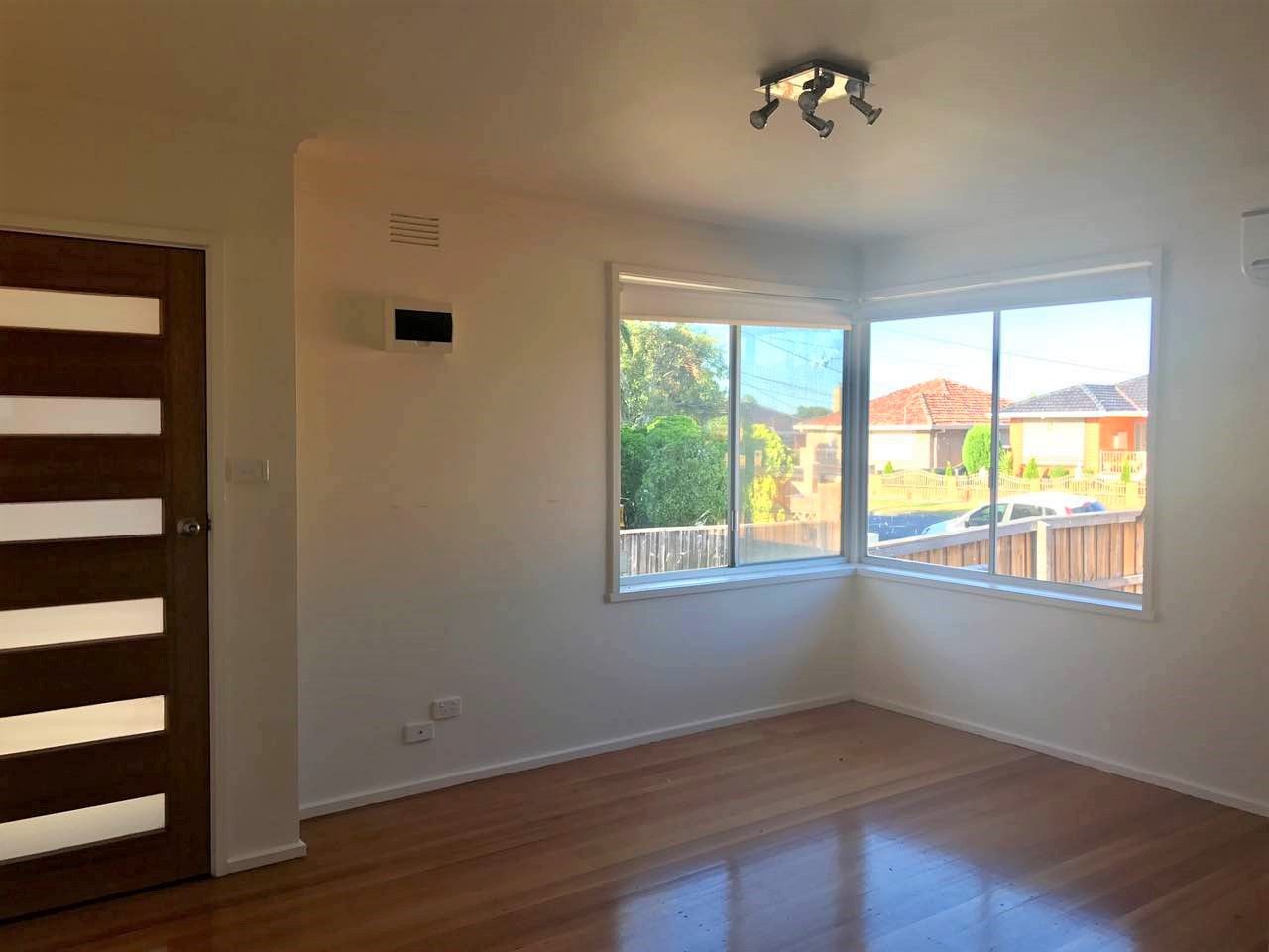 1/88 McFadzean Avenue, Reservoir, VIC 3073