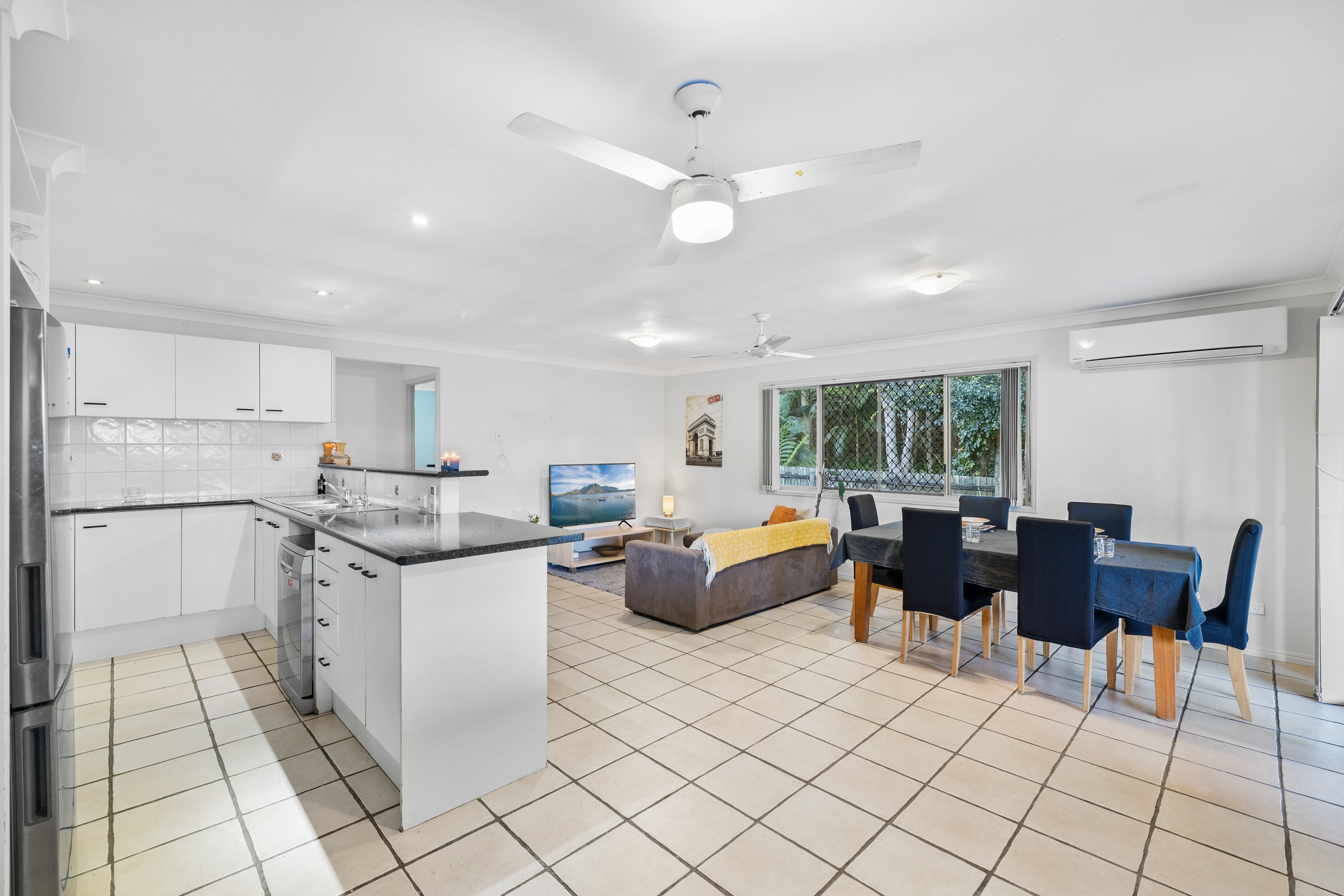 27 Gardenvale Drive, Coes Creek, QLD 4560