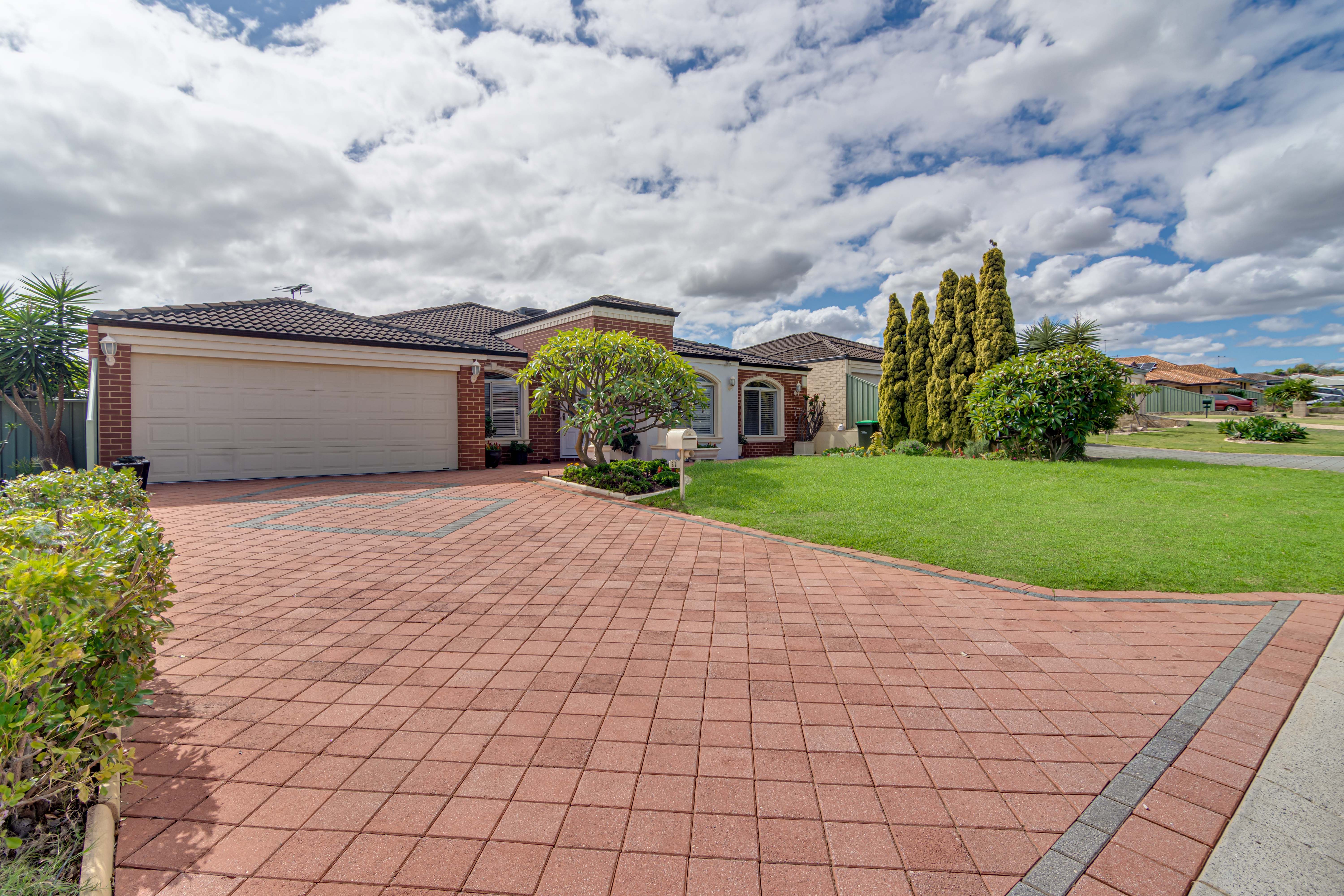 87 Seagrove Boulevard, Merriwa, WA 6030