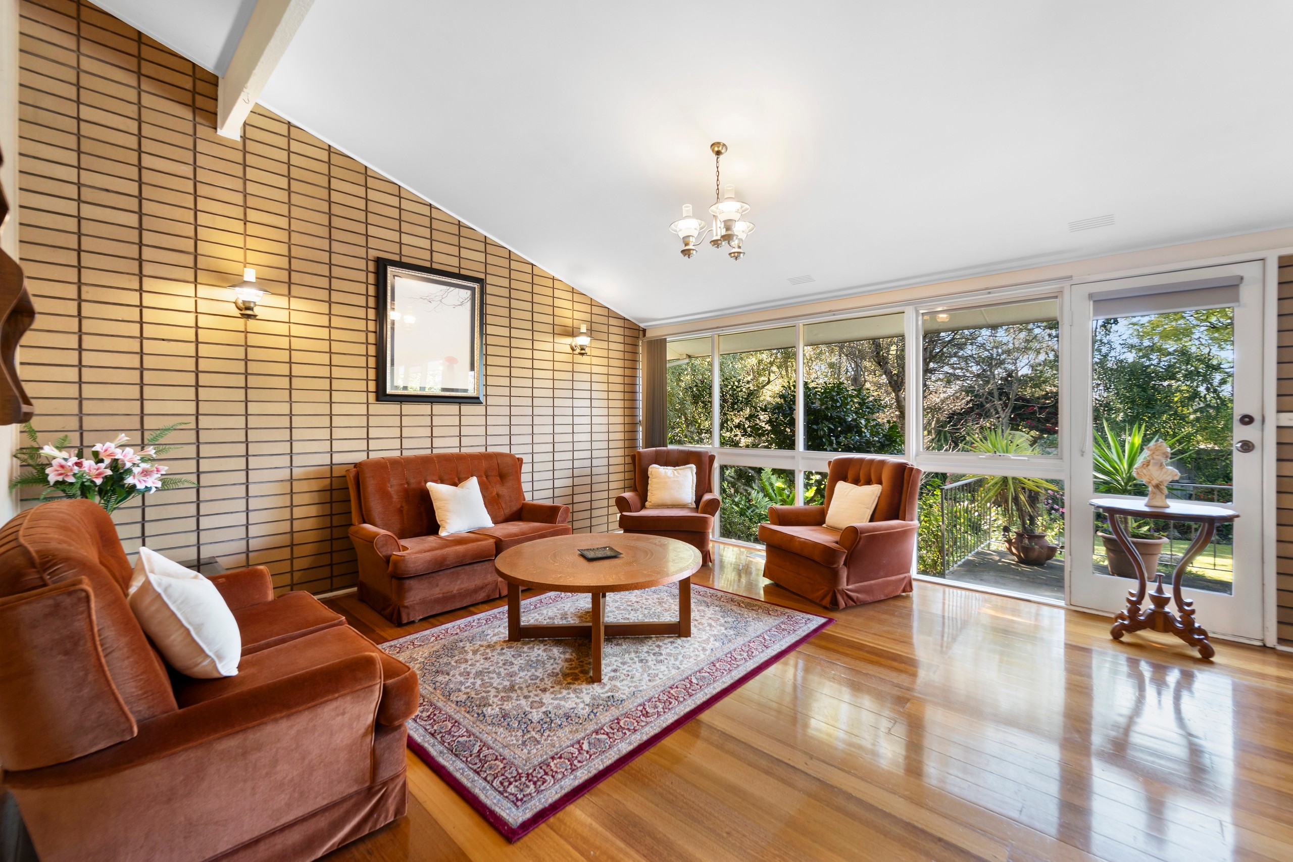 62 Glen Tower Drive, Glen Waverley, VIC 3150