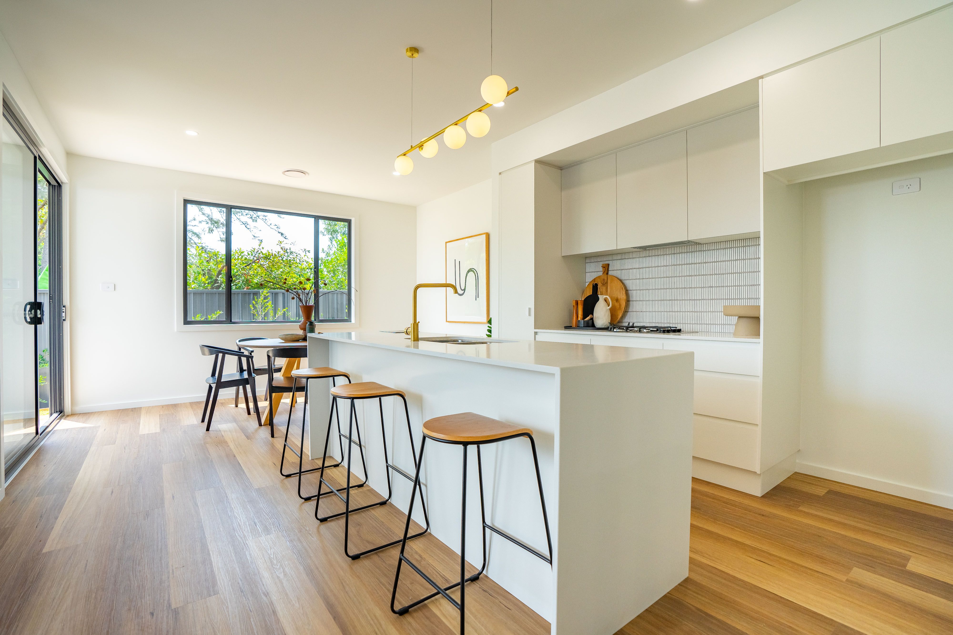 16 Gregson Avenue, Mayfield NSW 2304