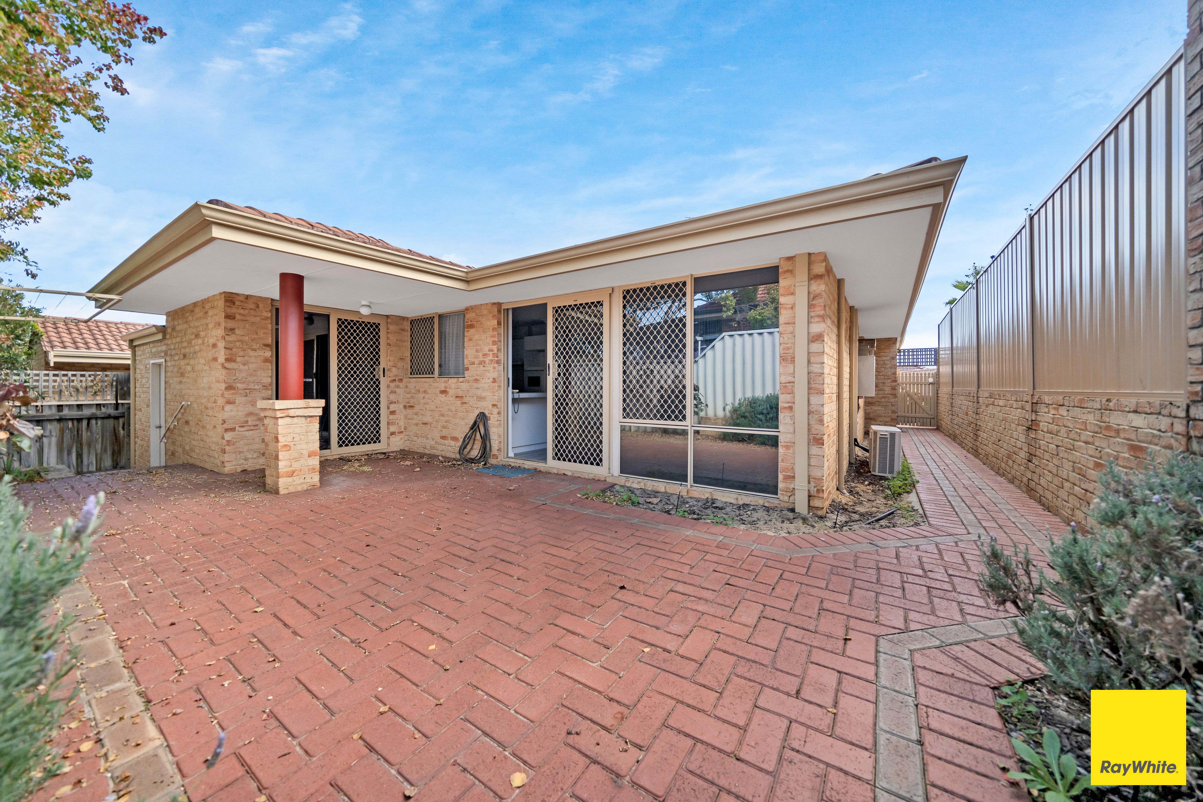 2/25 Kimbara Street, Nollamara, WA 6061