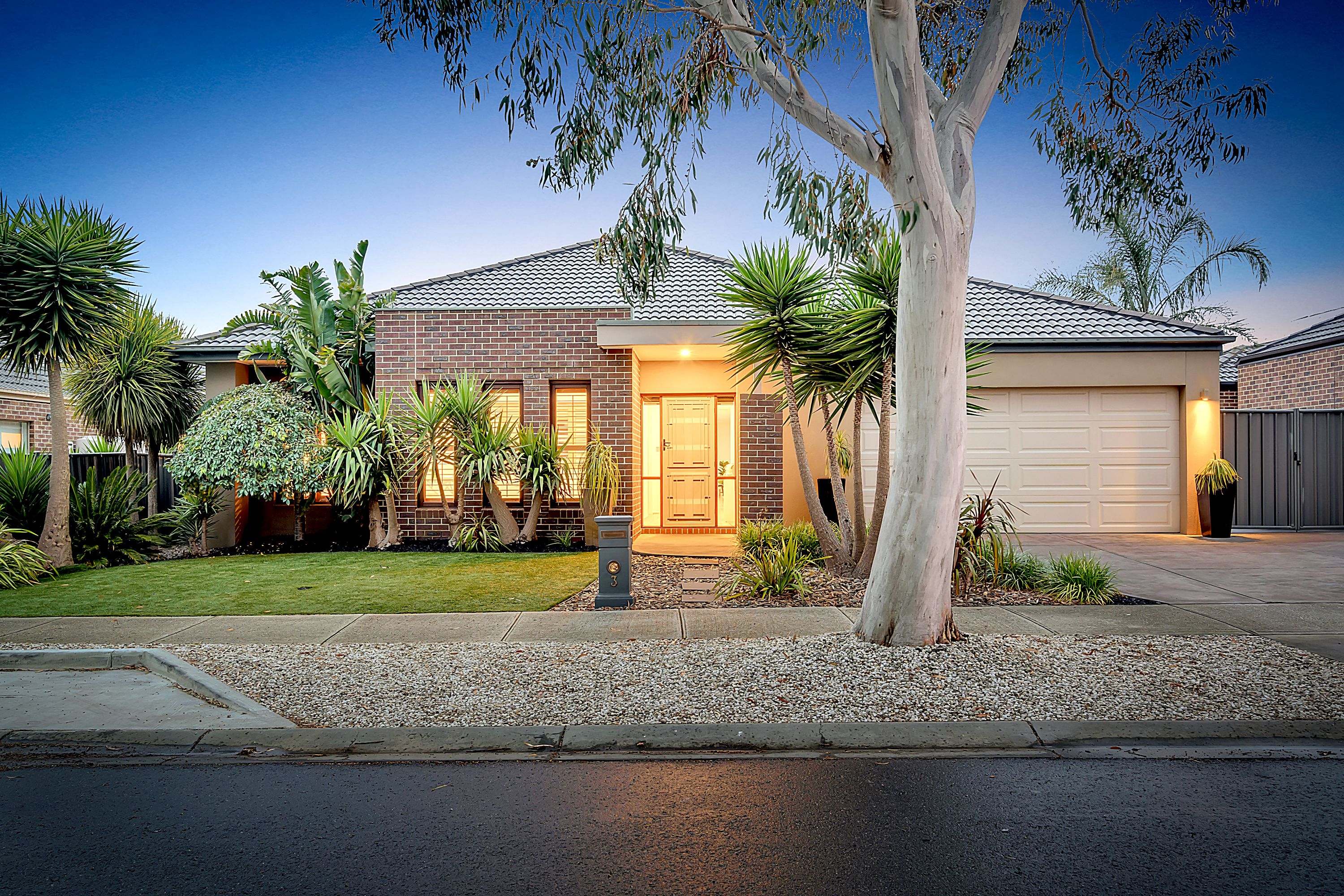 3 Gippsland Way, Craigieburn, VIC 3064