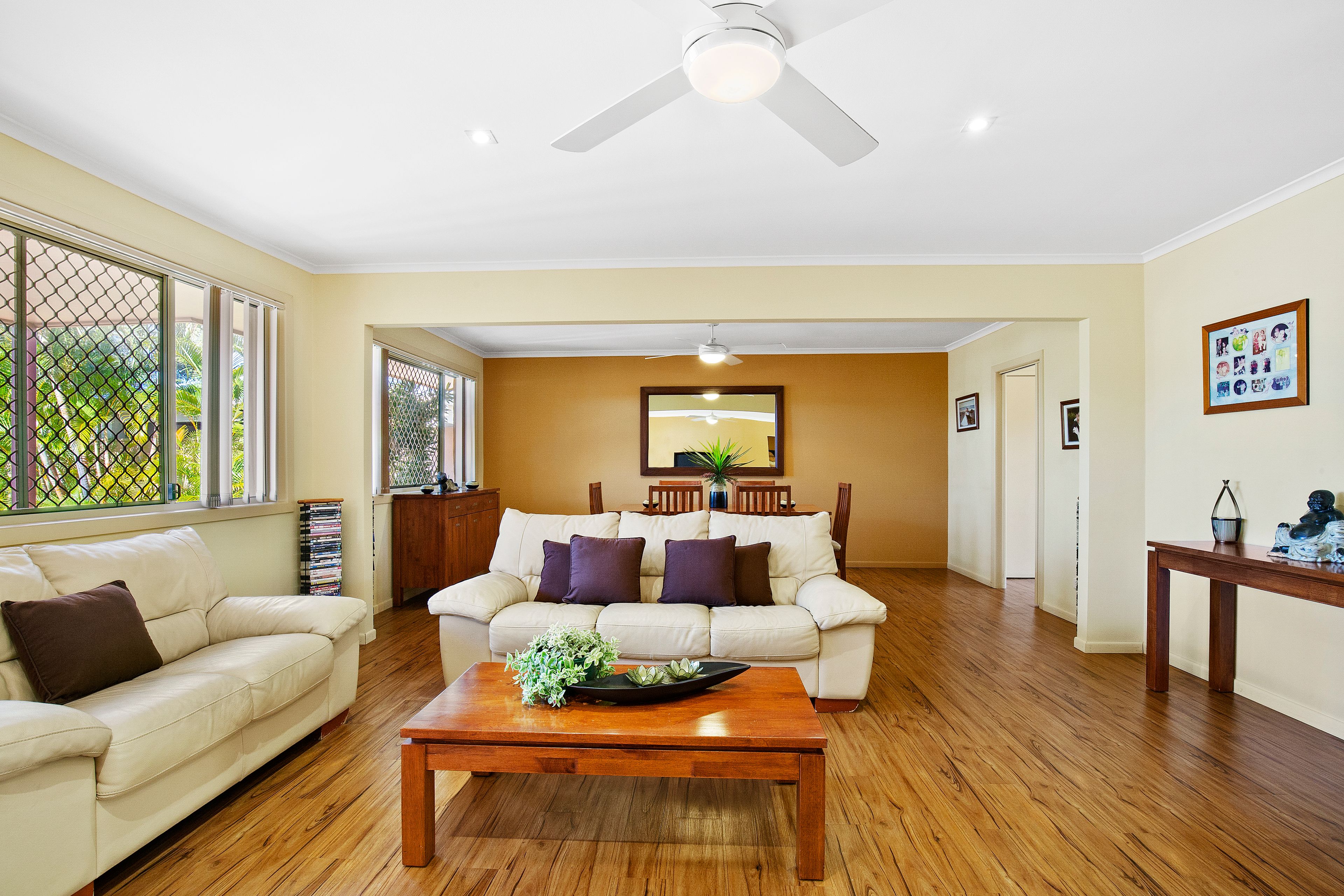 39 Bordeaux Parade, Mermaid Waters, QLD 4218
