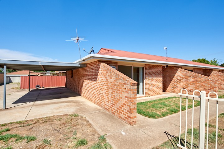 3/7 Kokoda Street, Ashmont, NSW 2650