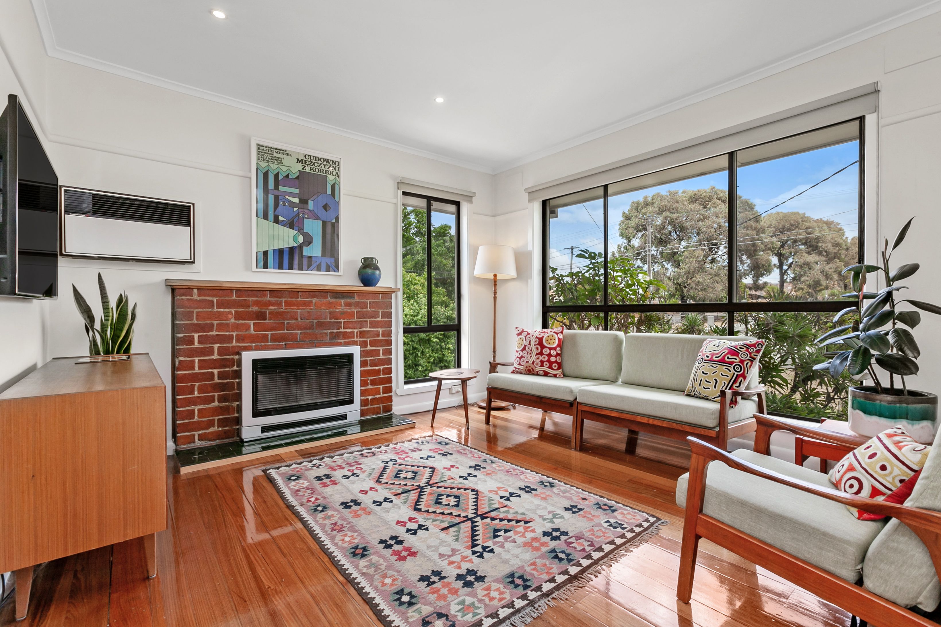 10 Gisborne Crescent, Reservoir, VIC 3073
