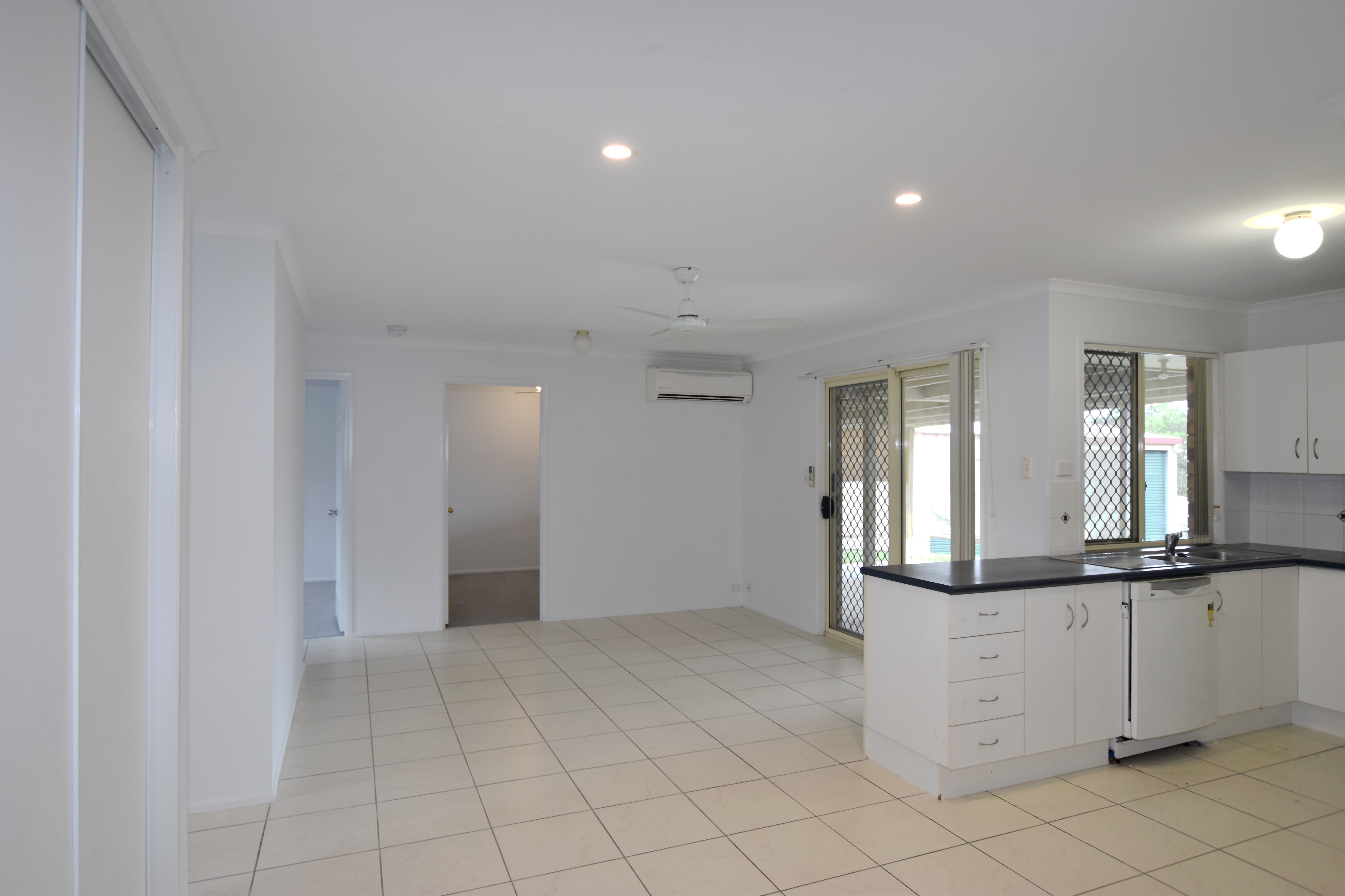 14 Michel Place — photo 4 of 22