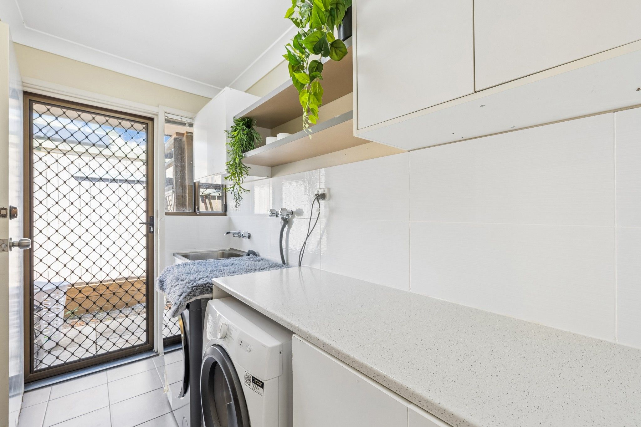 19 Corsloot Street — photo 12 of 18