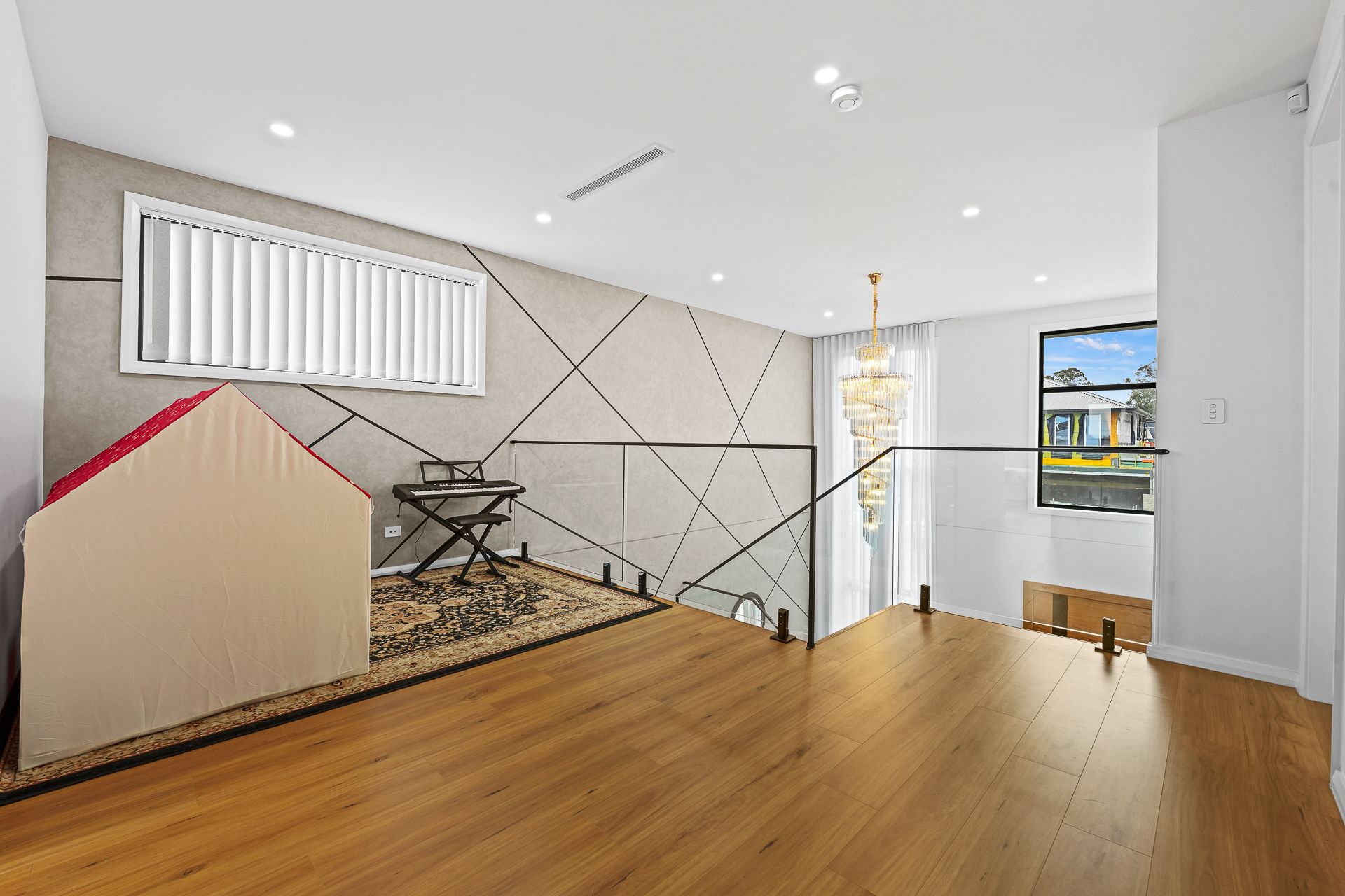 33 Ashbrook Drive — photo 8 of 20
