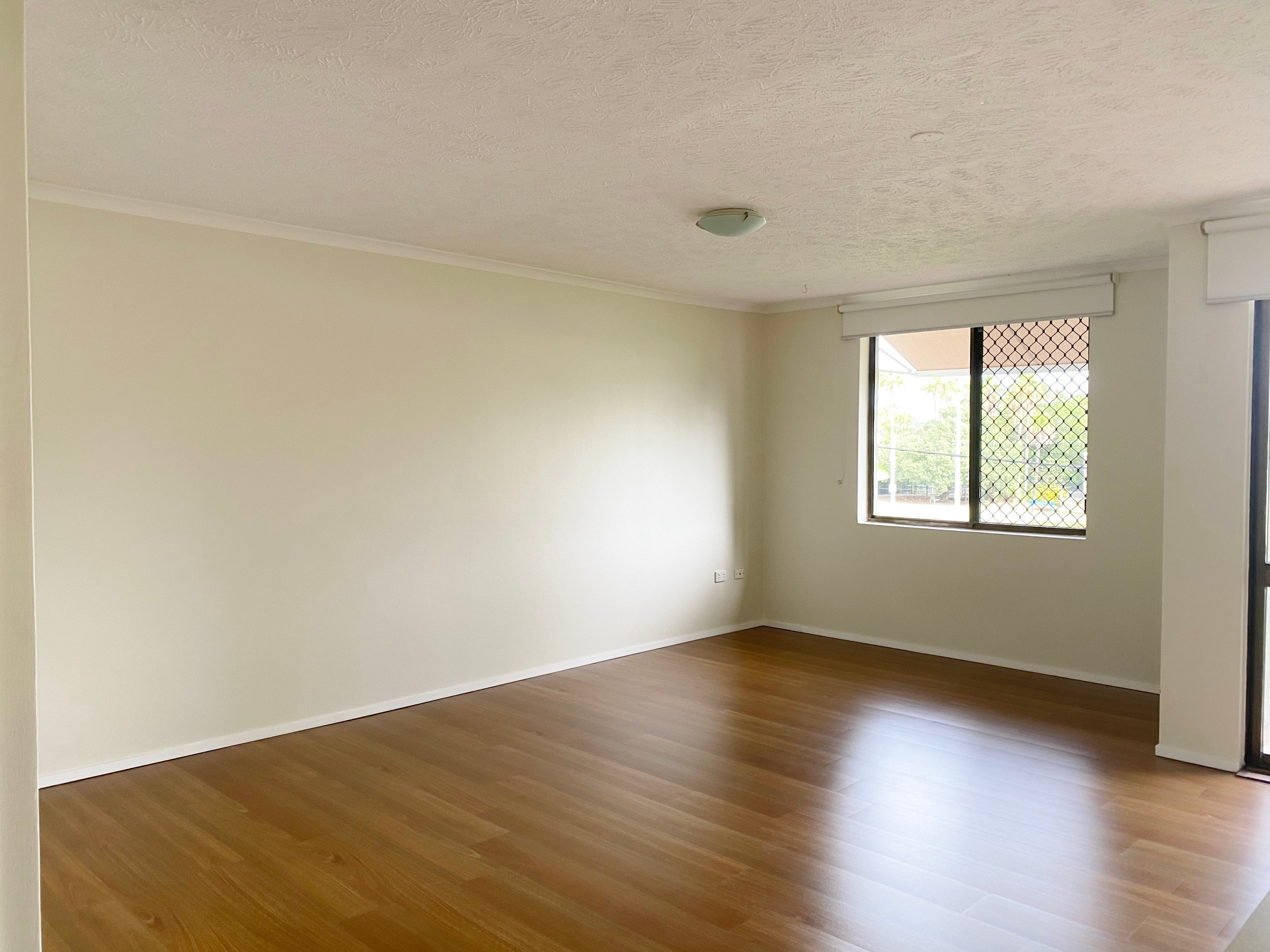 28/3355 Surfers Paradise Boulevard — photo 5 of 9