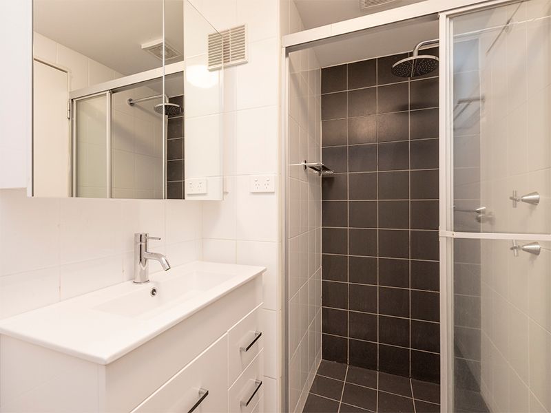 2/325 Abercrombie Street, Darlington, NSW 2008