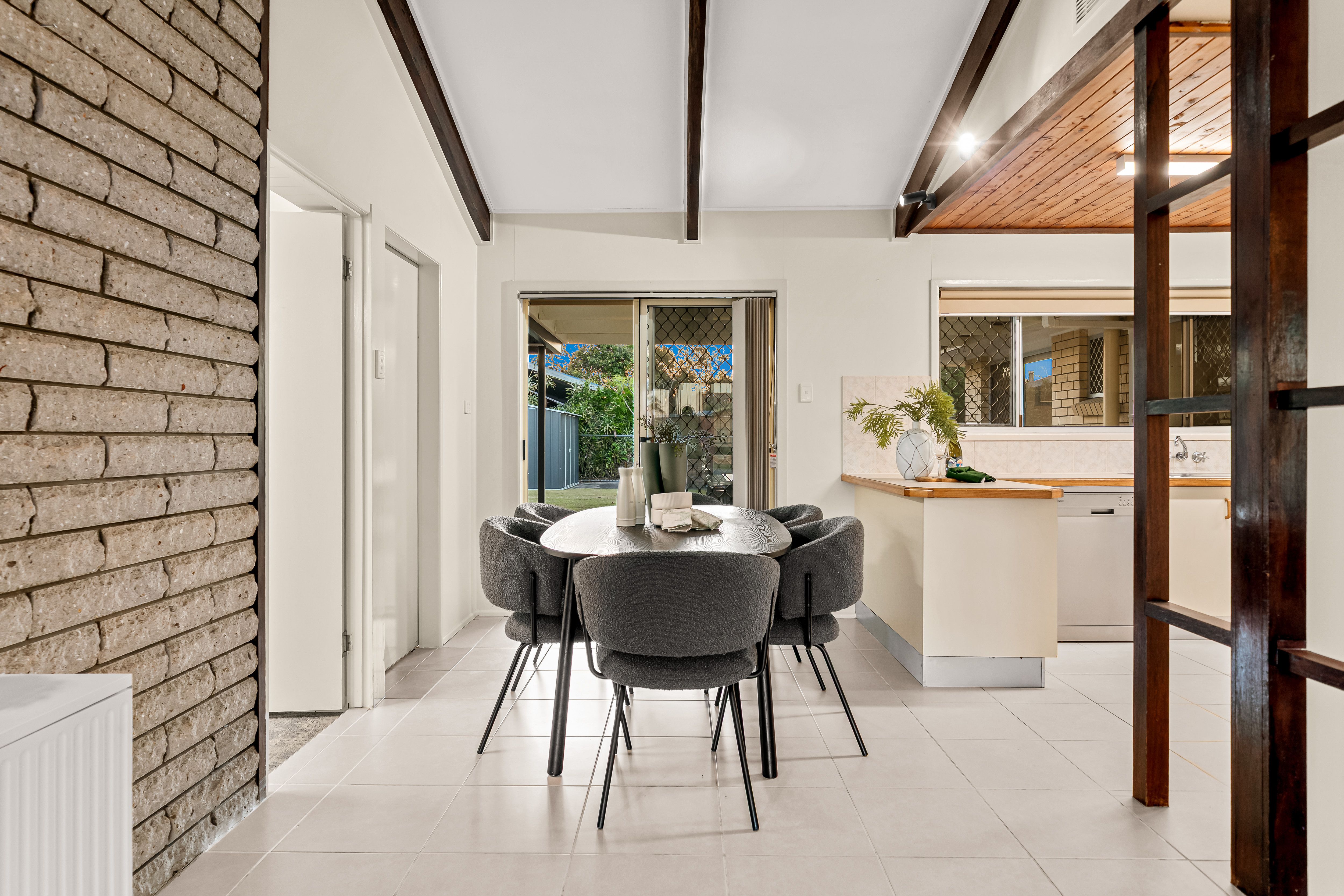 3 Justora Street — photo 10 of 30