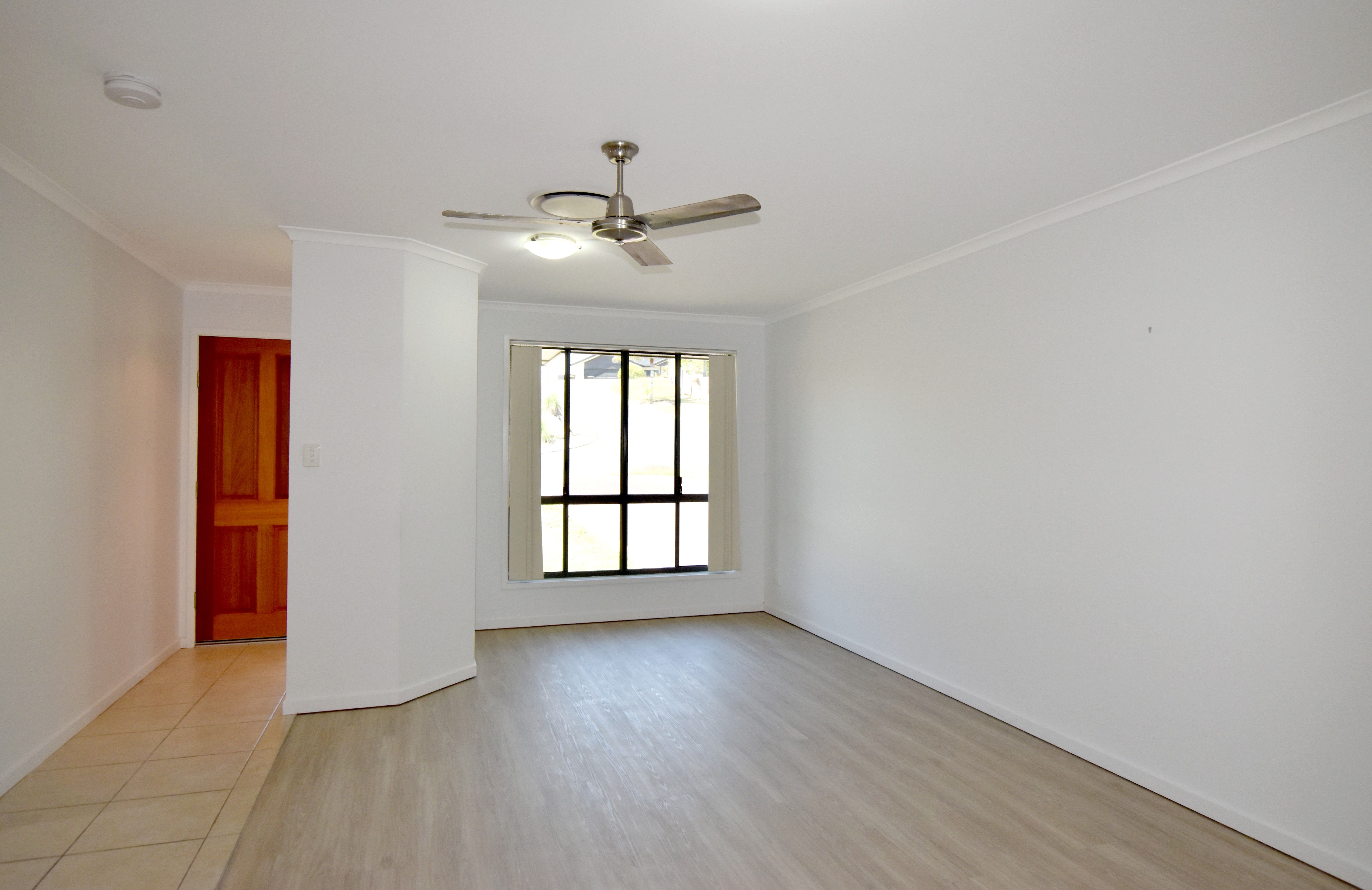 5 Hillview Place, New Auckland, QLD 4680