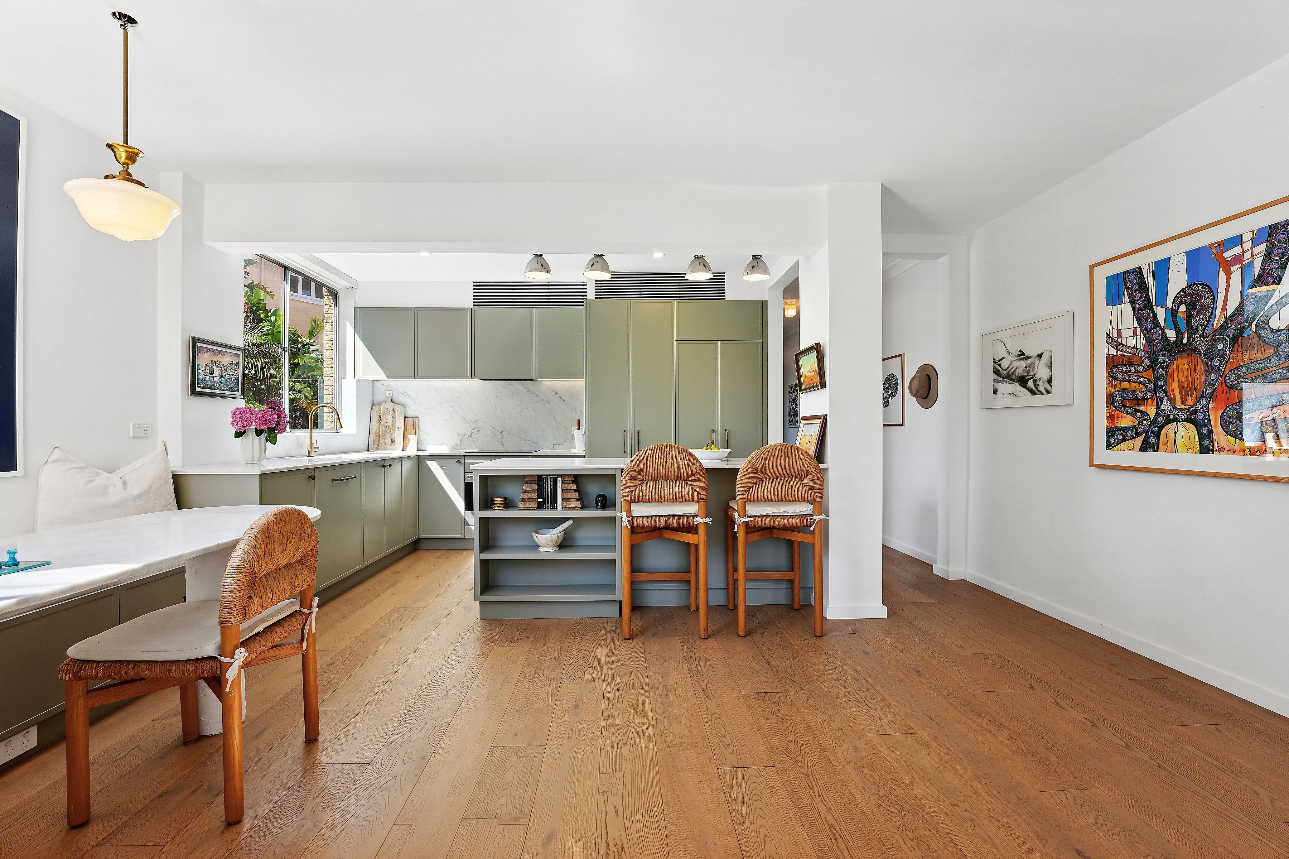 2/9 Edward Street — photo 3 of 11