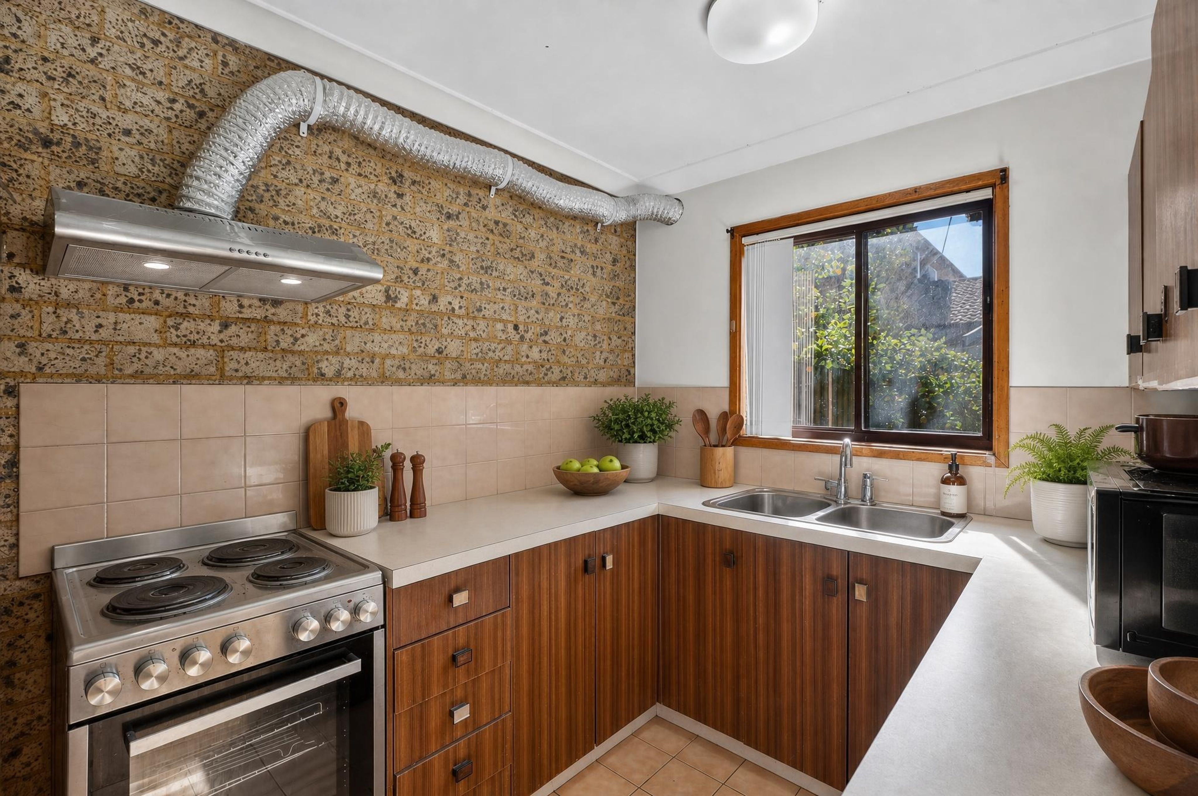 2/27 Myee Road, Macquarie Fields, NSW 2564