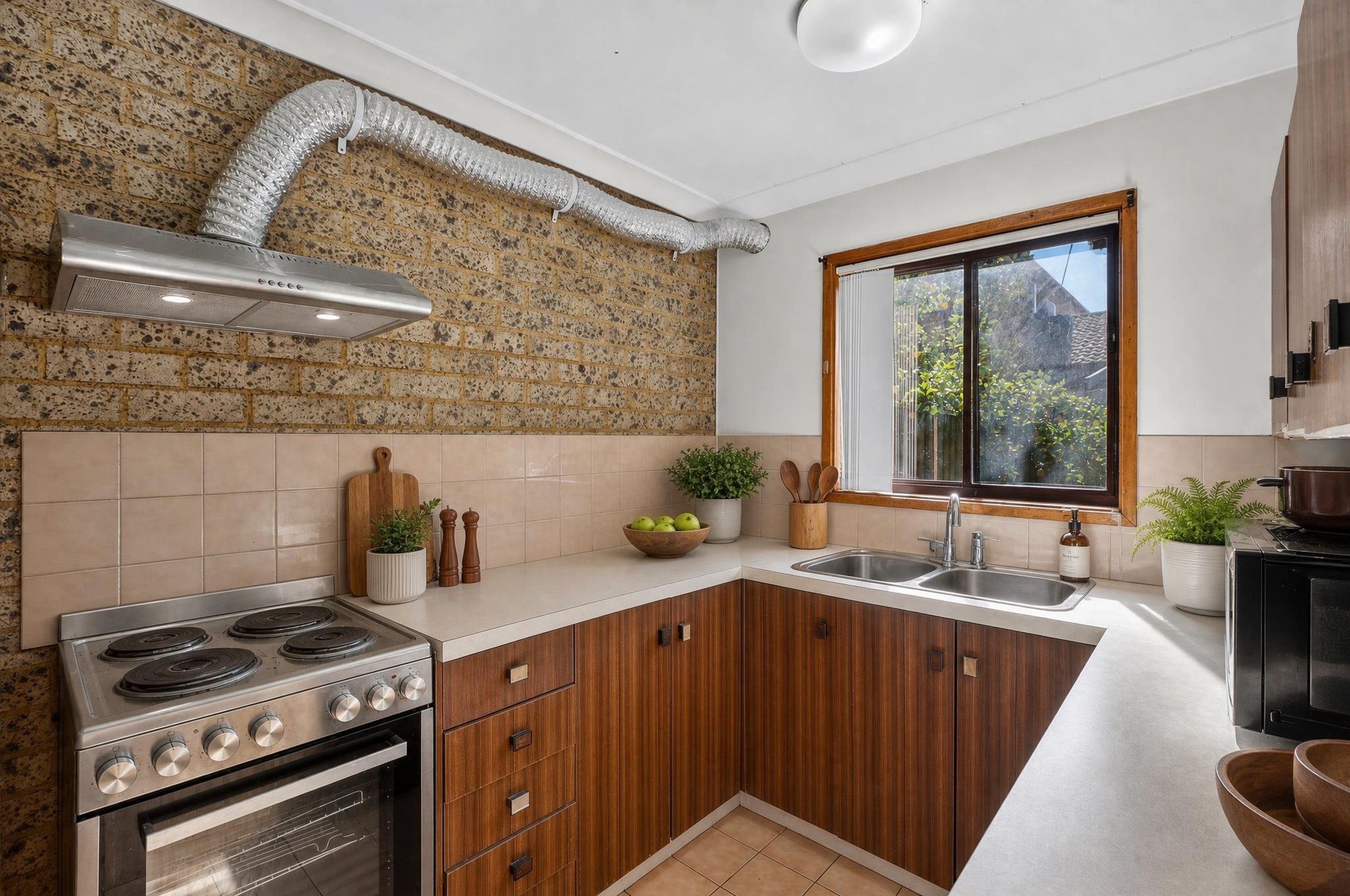 2/27 Myee Road, Macquarie Fields, NSW 2564