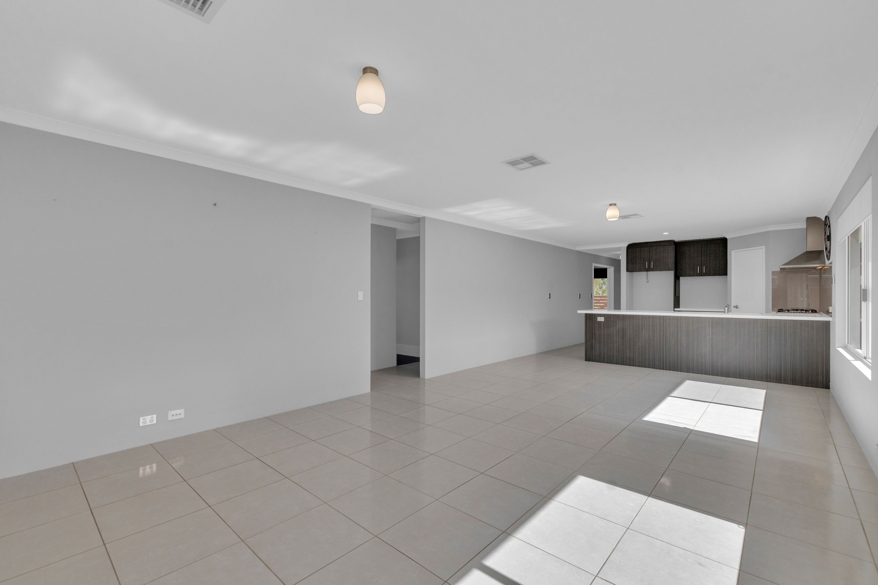 7 Canter Lane — photo 6 of 19