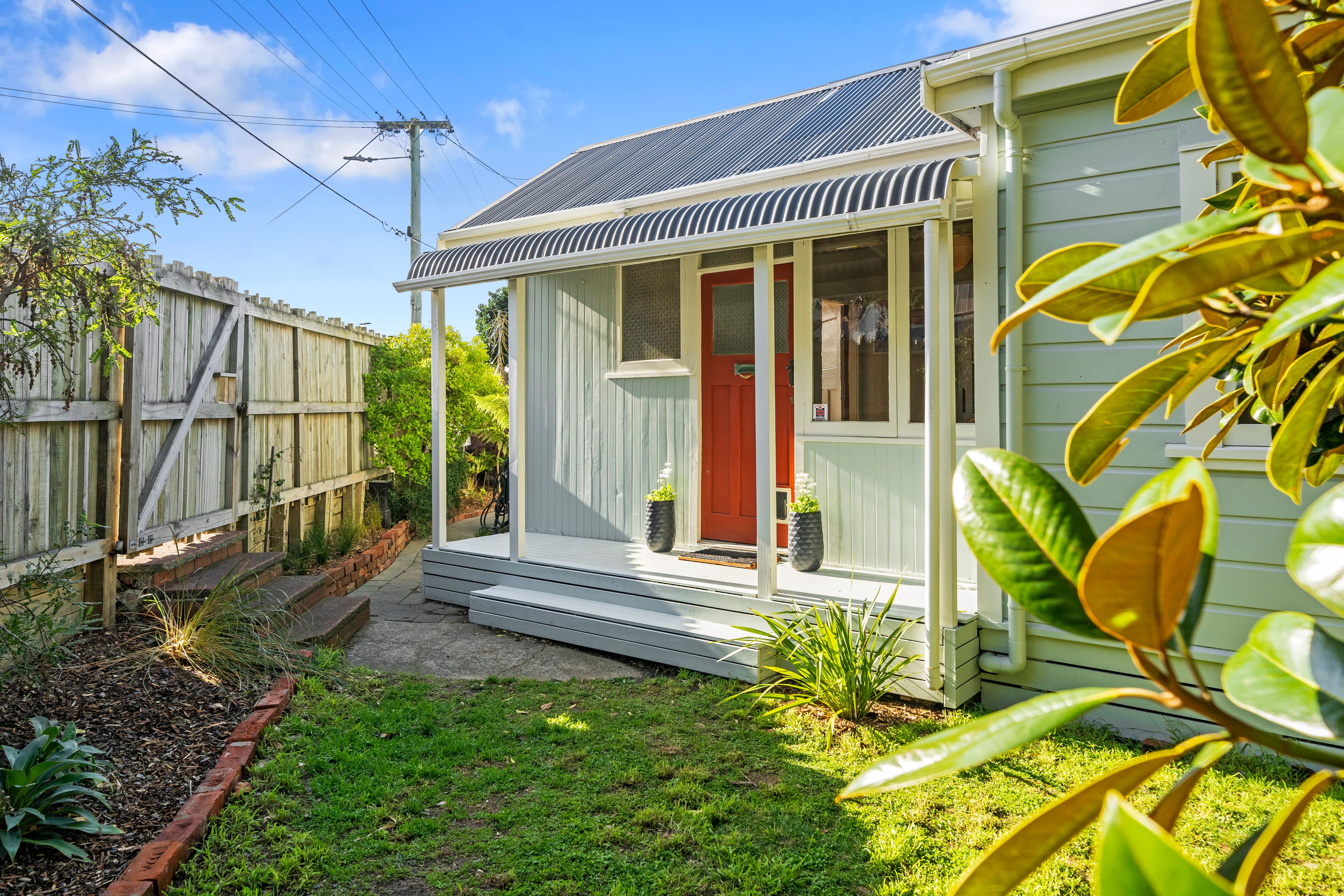 37 Rua Street, Lyall Bay, Wellington City