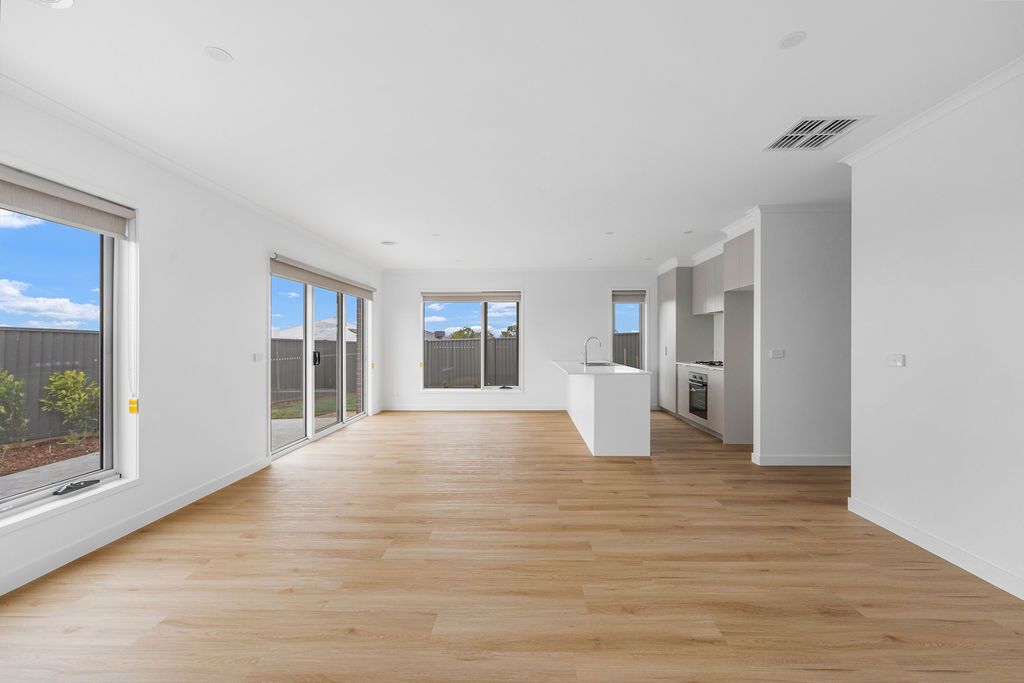 11 Gingell Way, Lucas, VIC 3350