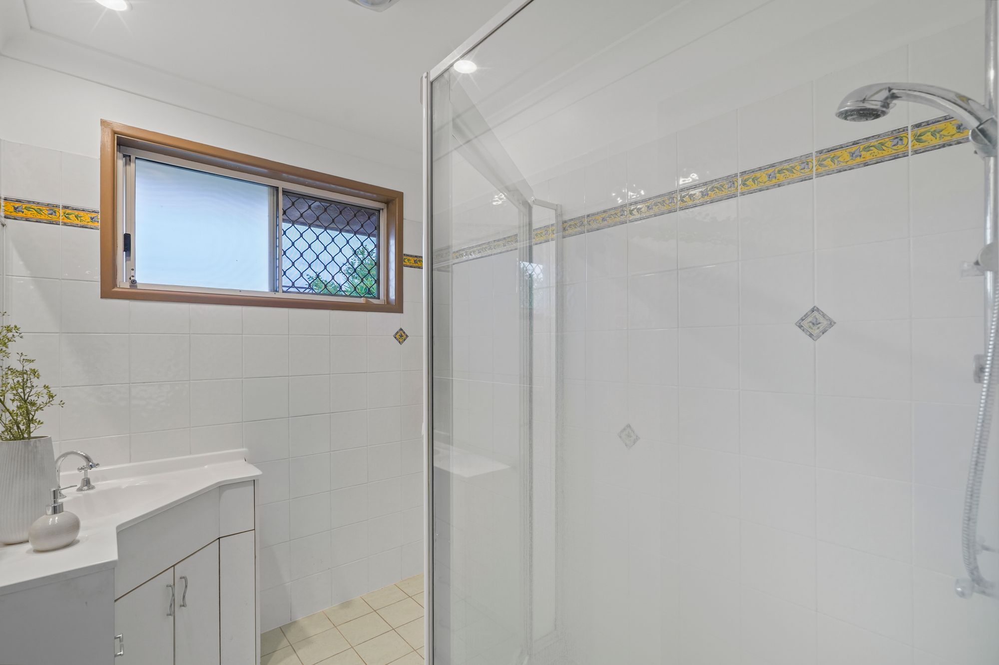 7/7 Lowmead Street — photo 14 of 16