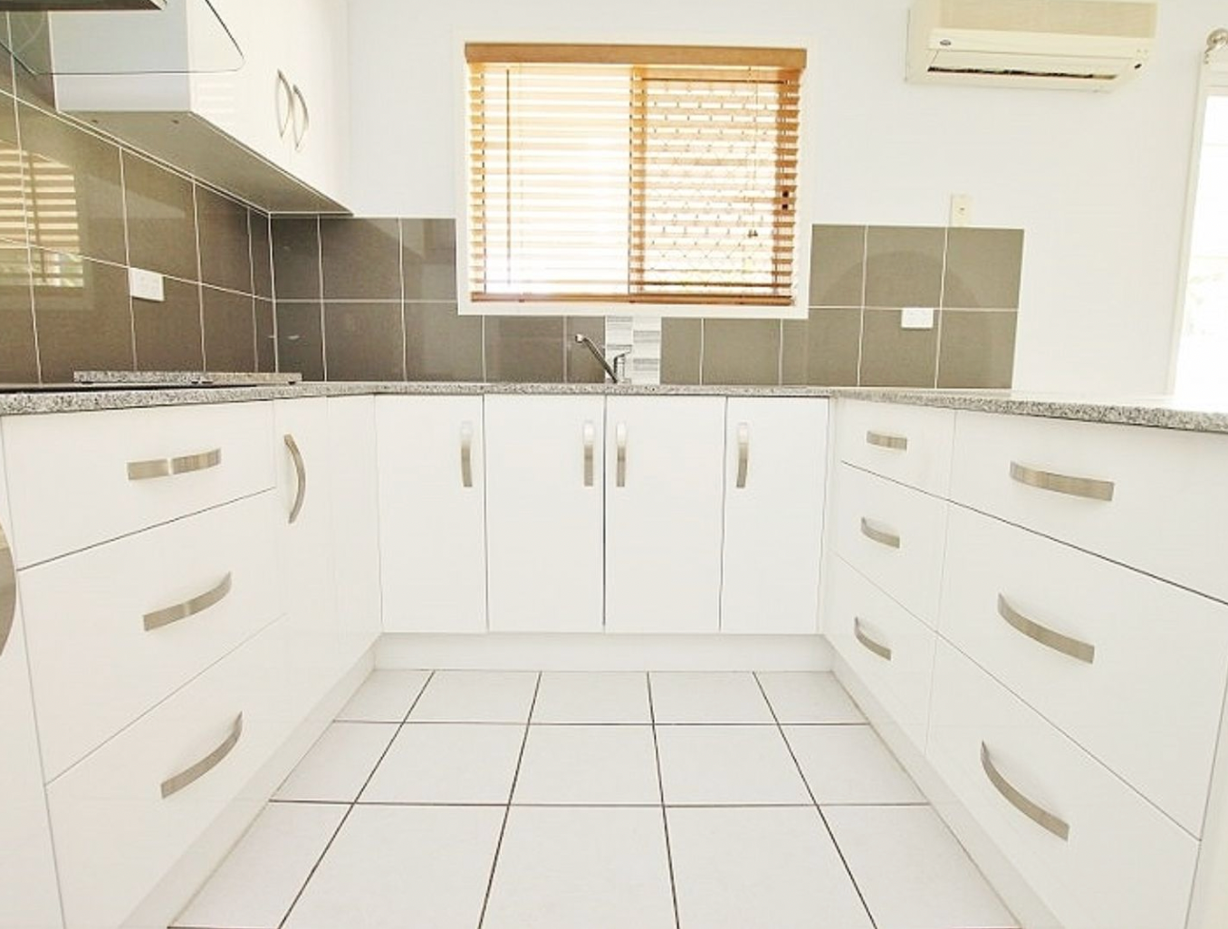 8 Kavanagh Crescent, Koongal, QLD 4701