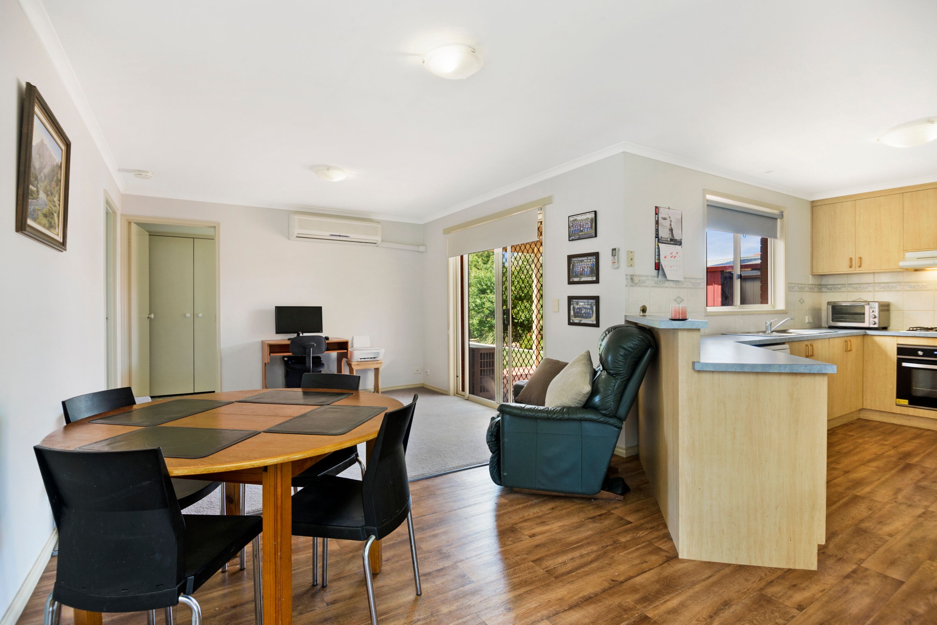 8 Langham Road, Wendouree, VIC 3355