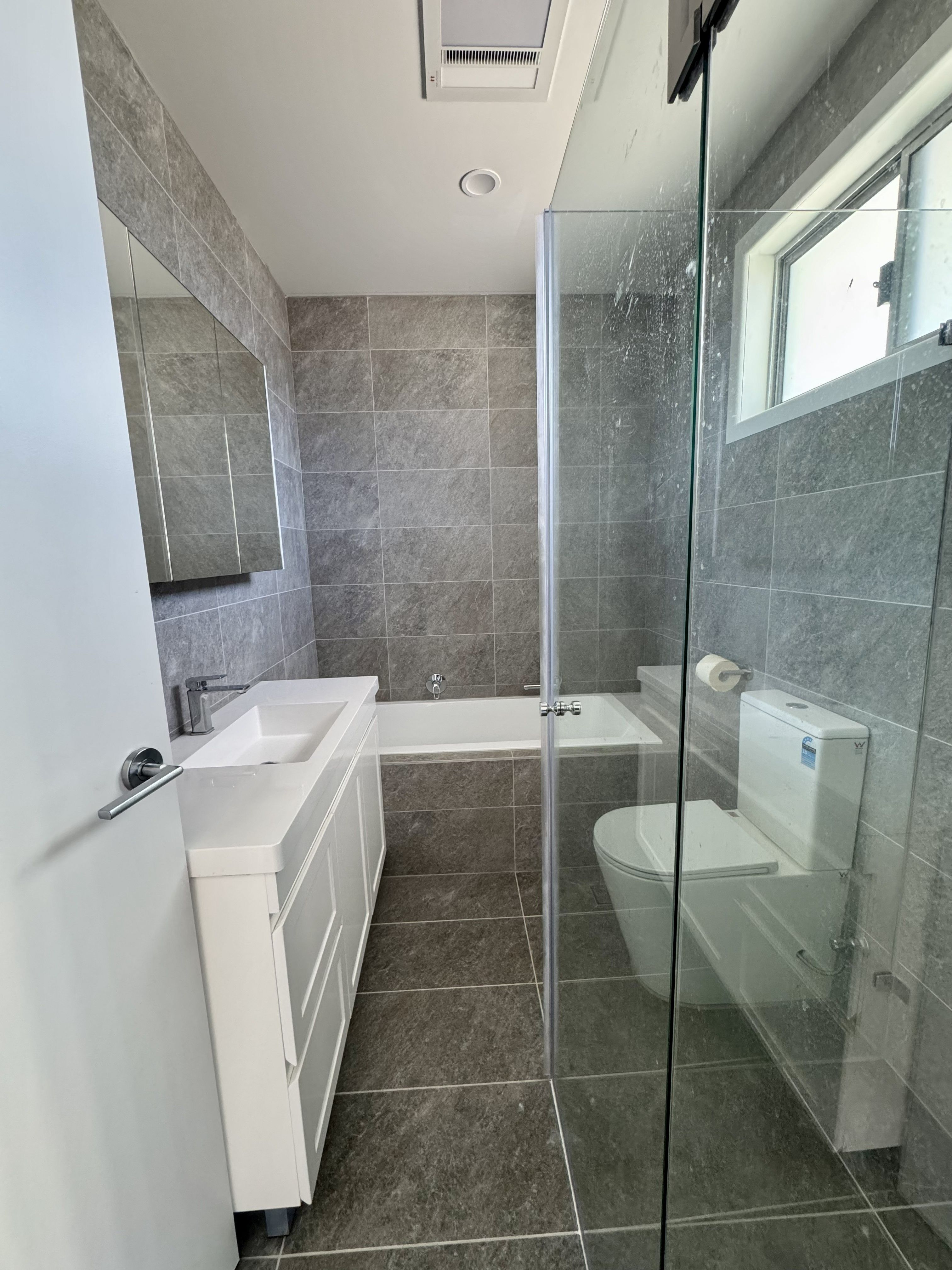 Brand New Luxury Living with Stunning Plains Views — photo 9 of 11