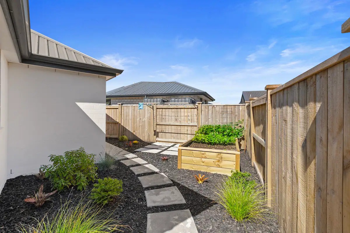 20A Cotula Way (Semi Furnished), Papamoa Beach, Tauranga City