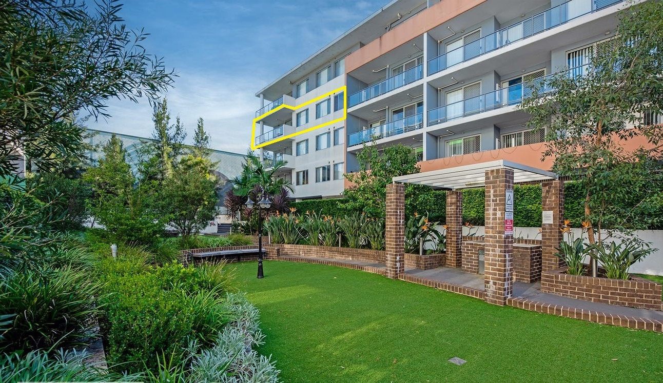 304/8C Myrtle Street — photo from Ray White St Martins