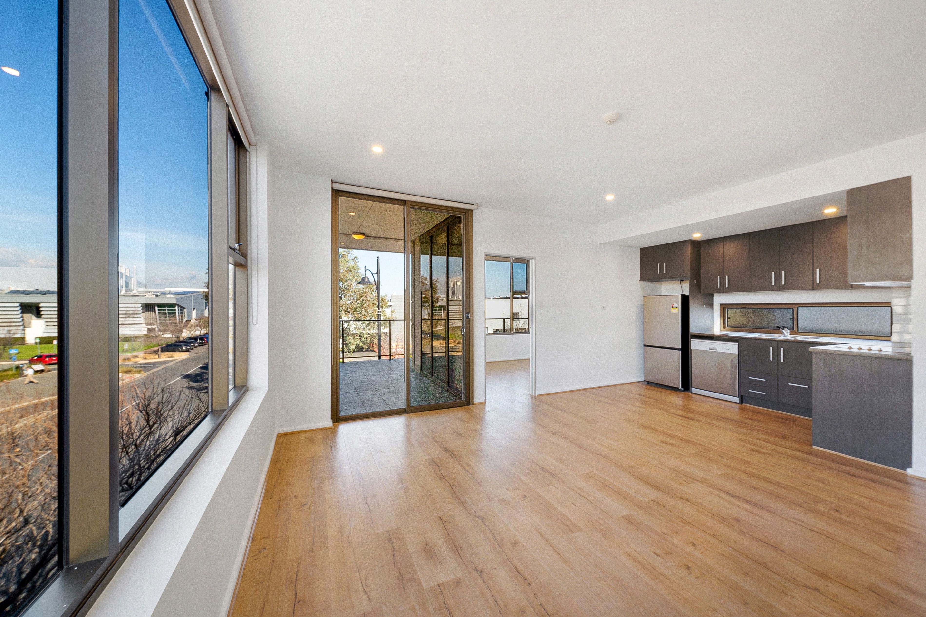 9E,18-28 Main Street, Mawson Lakes, SA 5095