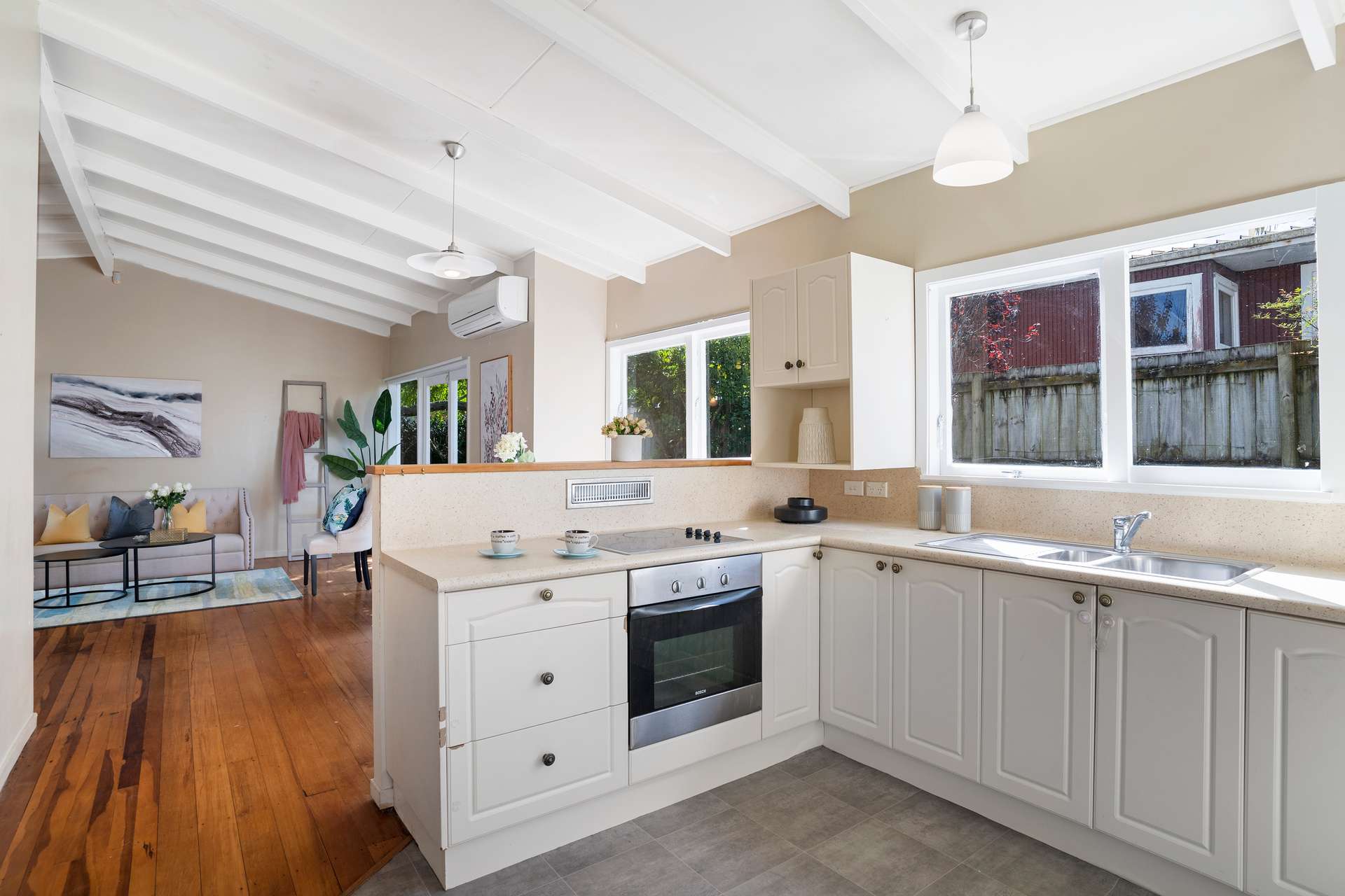 4/15 Normans Hill Road photo 3