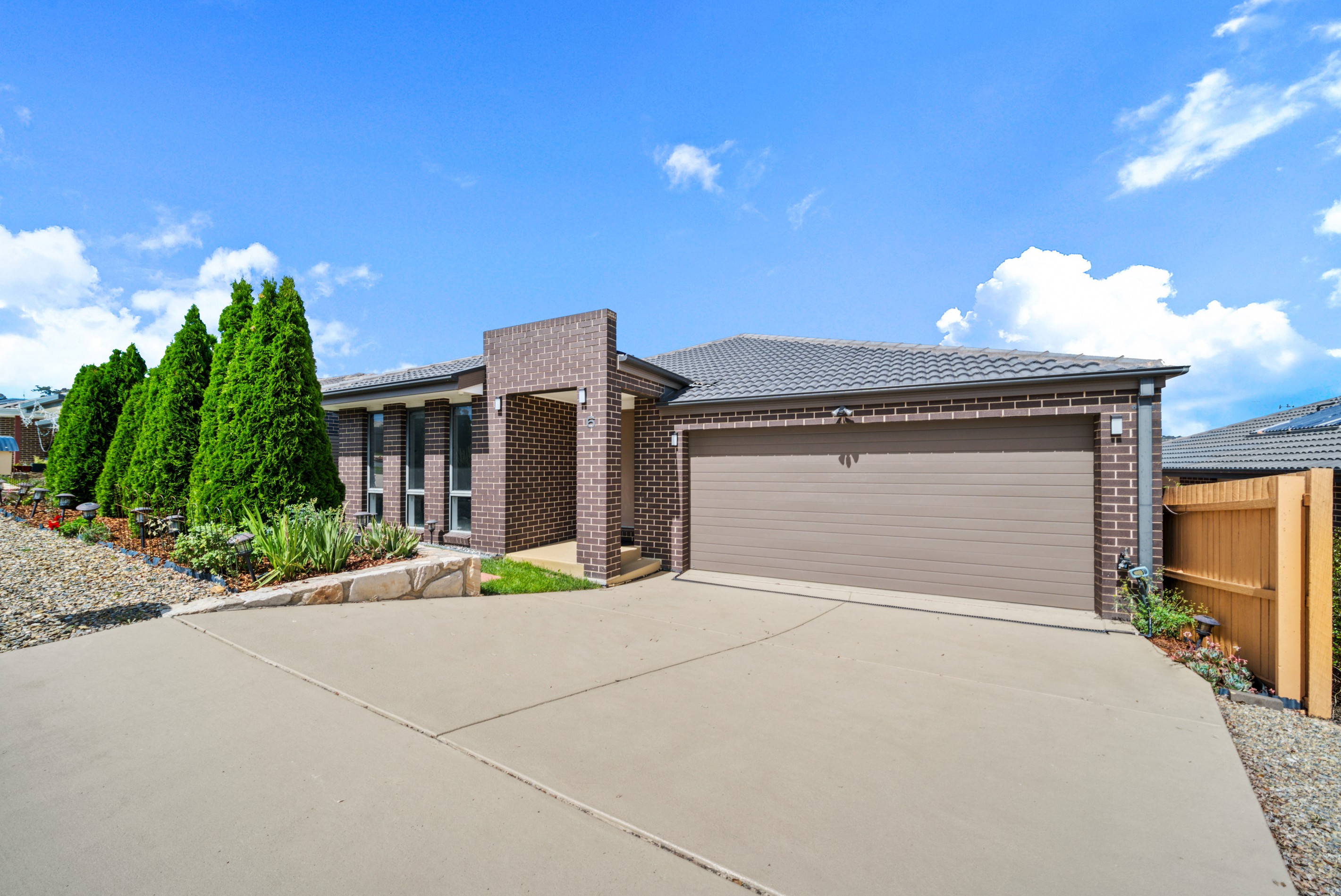 6 Alanvale Street, Harrison, ACT 2914