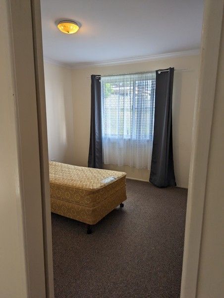 2/327 Hume Street — photo 7 of 11