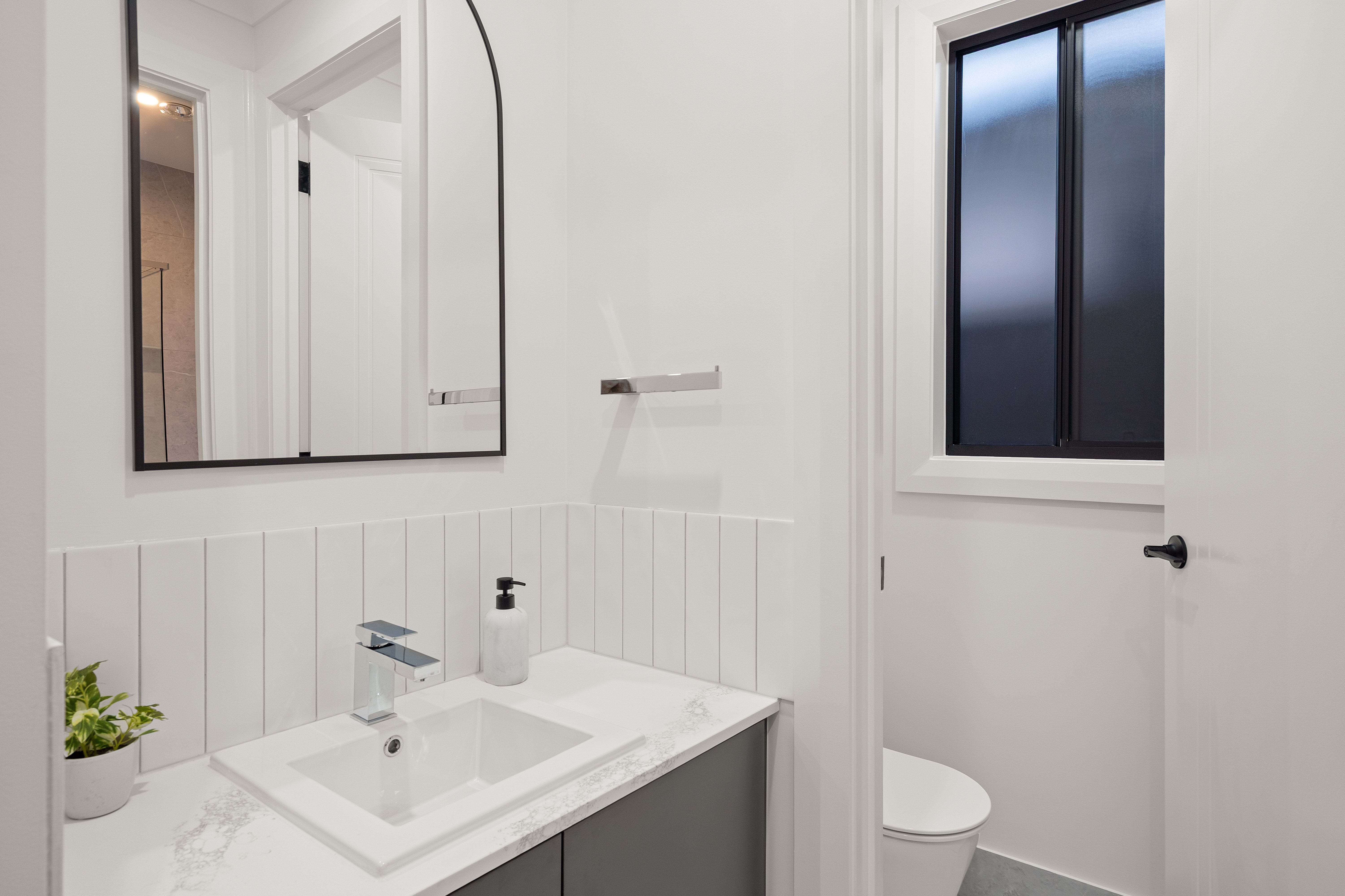 10 Kimberley Avenue — photo 14 of 24