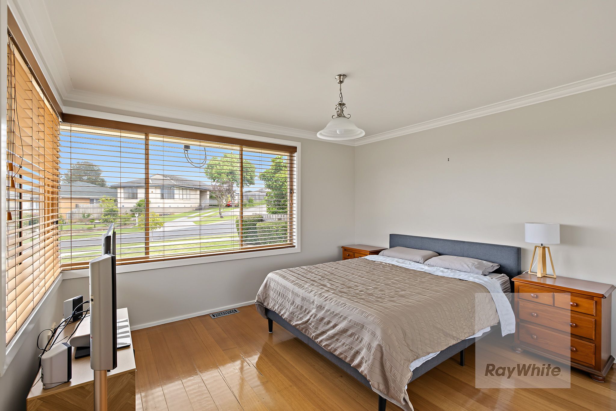 18 Belair Court — photo 9 of 15