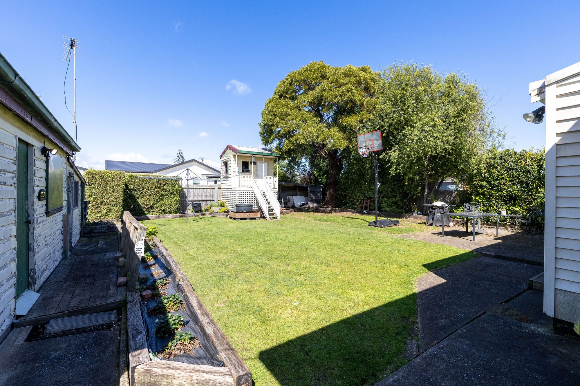 113 Parker Street — photo 13 of 15