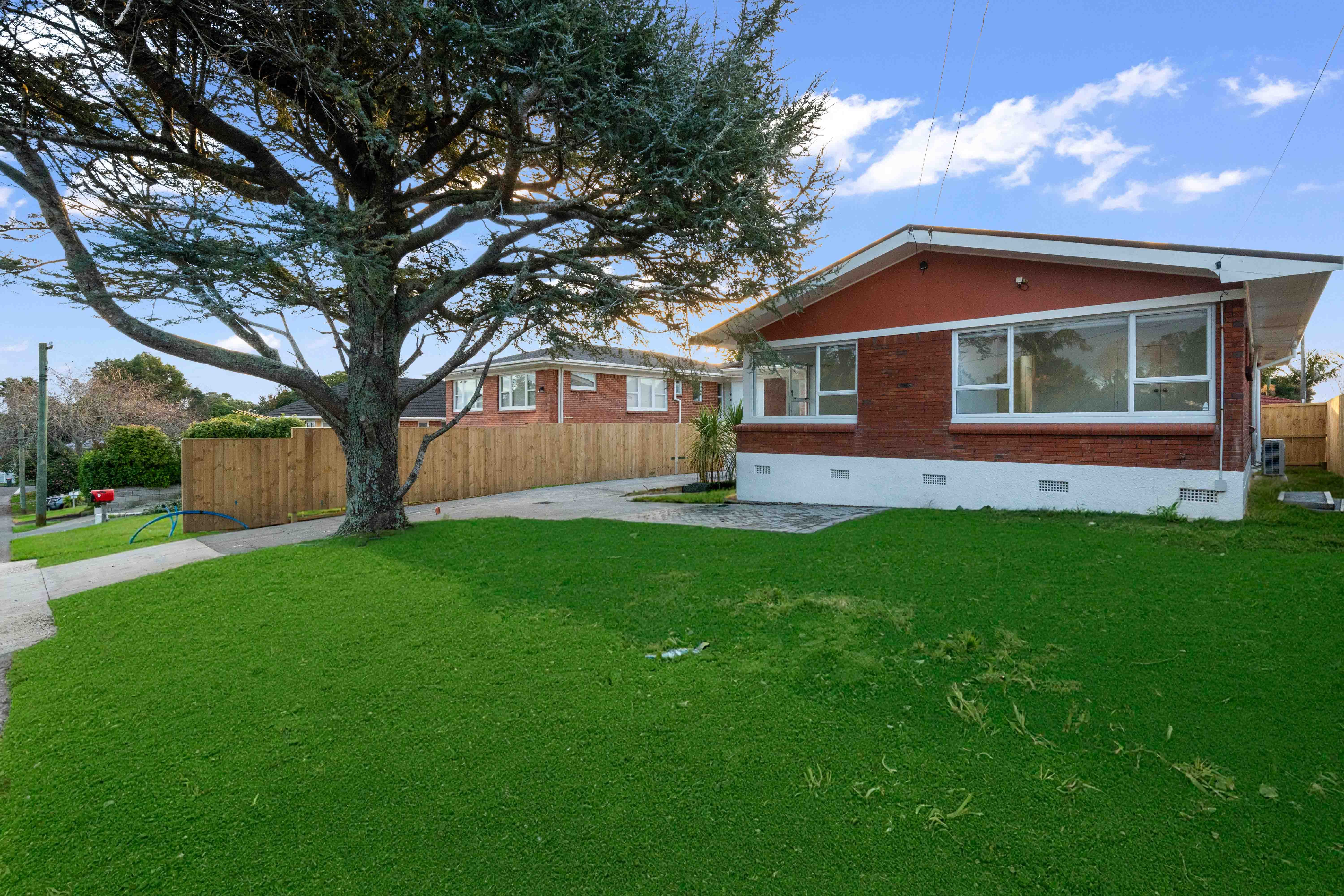10 Tomlinson Street, Hill Park, Manukau City