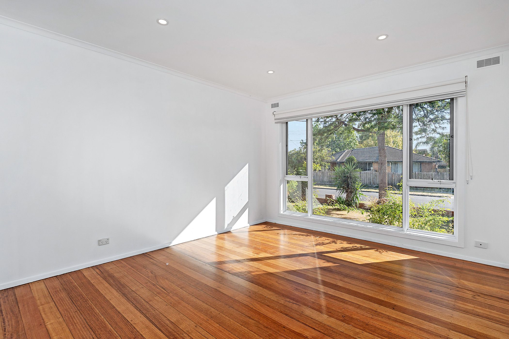 4 Brunning Crescent, Frankston North, VIC 3200