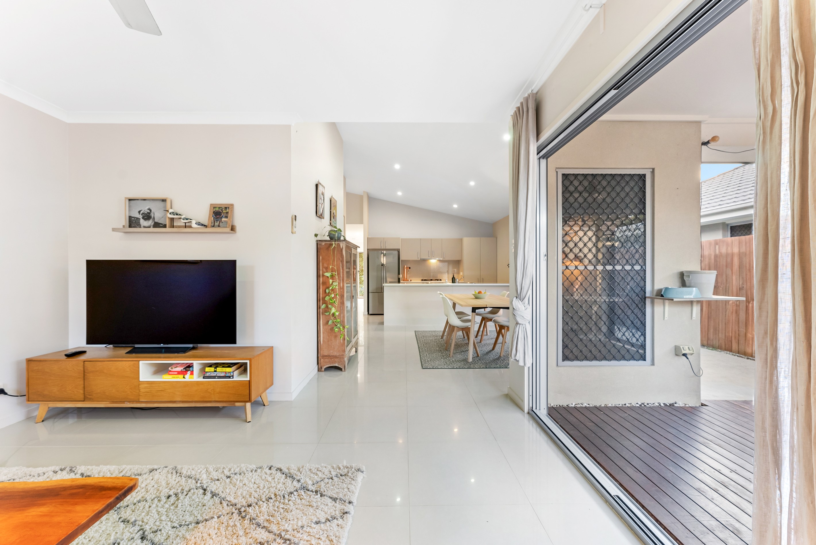 6 Hartley Crescent, North Lakes, QLD 4509