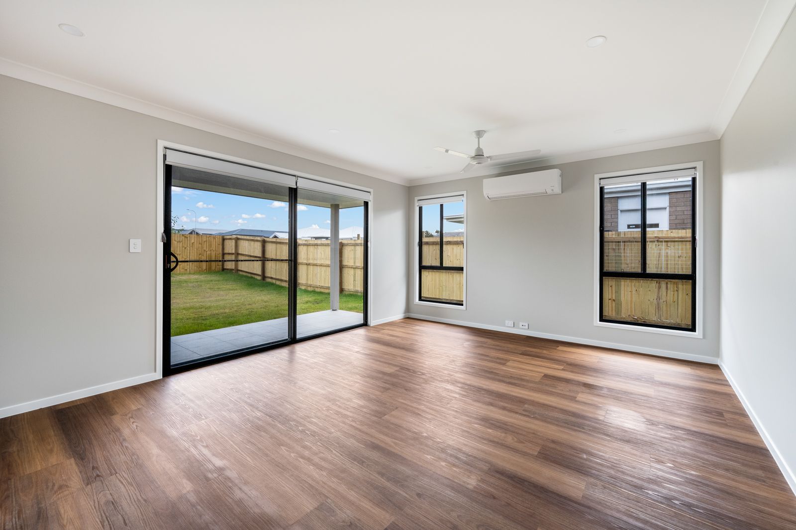 1/104 Pierro Place — photo 3 of 11