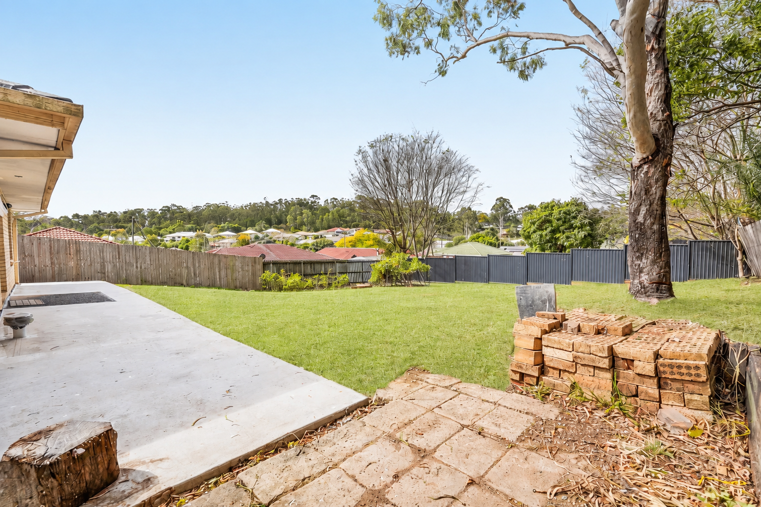 3 Christine Crescent — photo 13 of 14